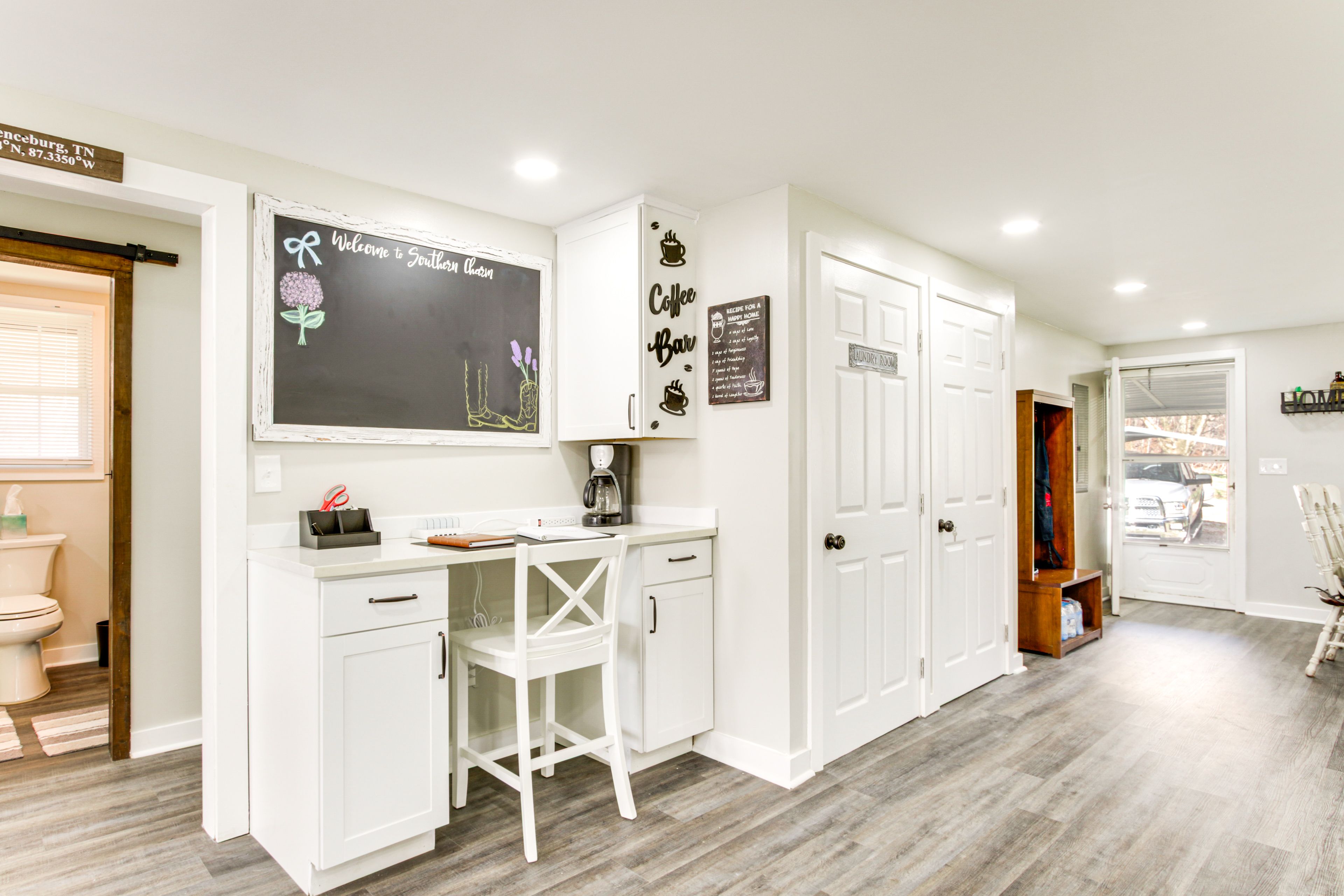 Laptop Workspace | Free WiFi