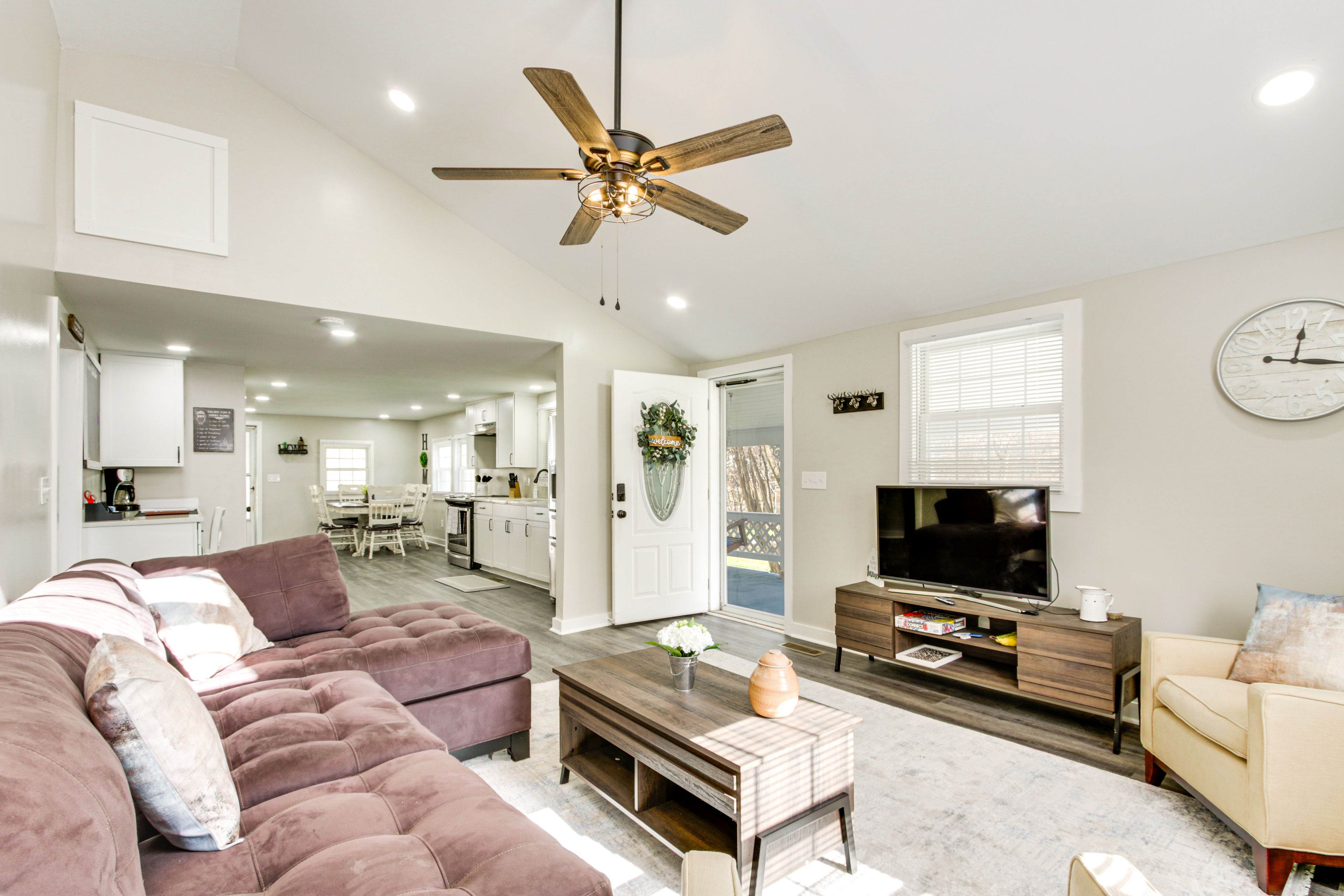 Living Area | TV | Board Games