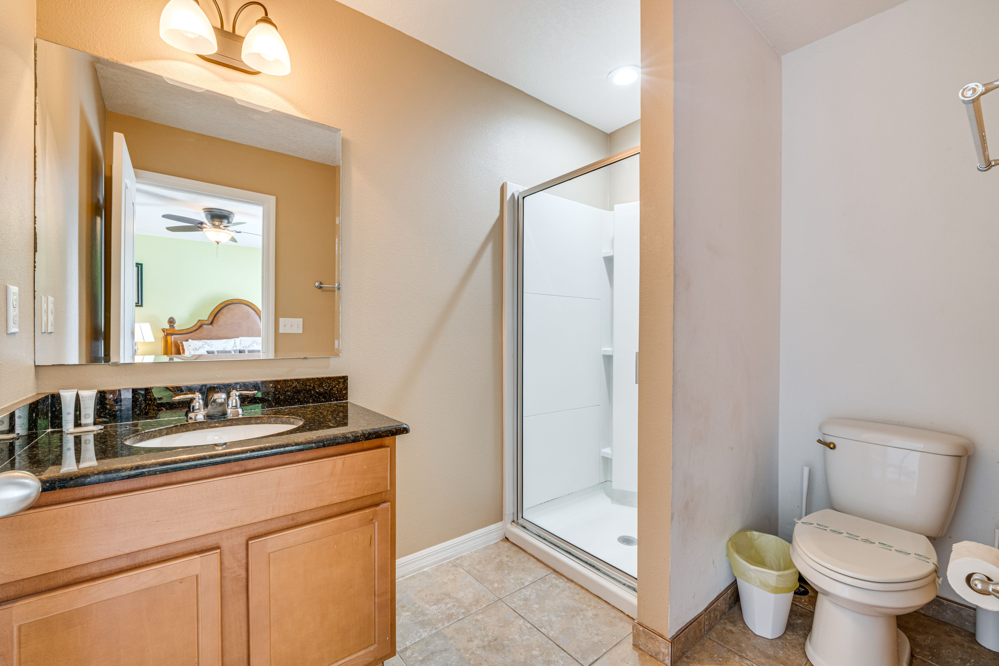 Full Bathroom | 2nd Floor