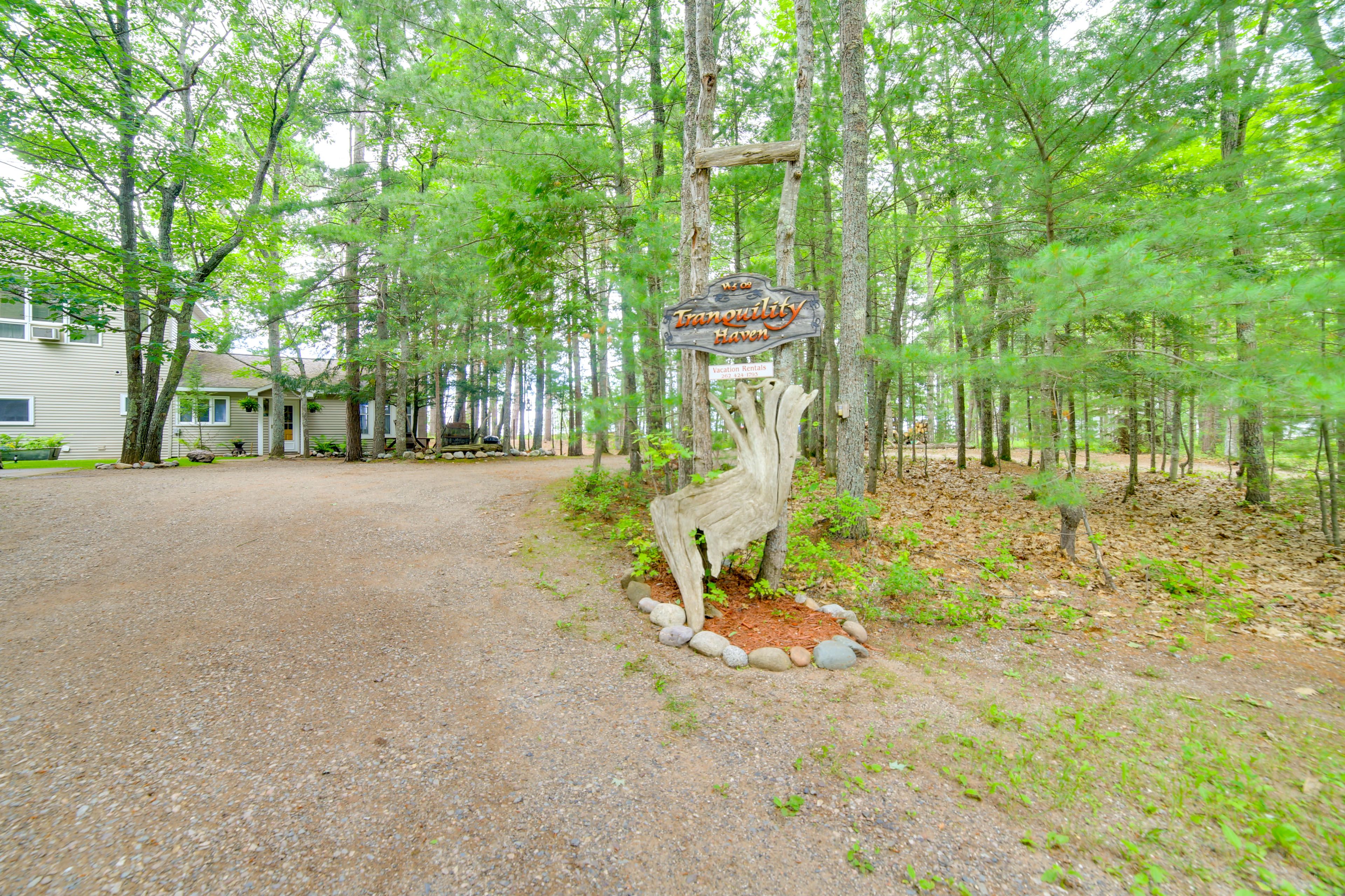 Parking | Shared Driveway (2 Vehicles)