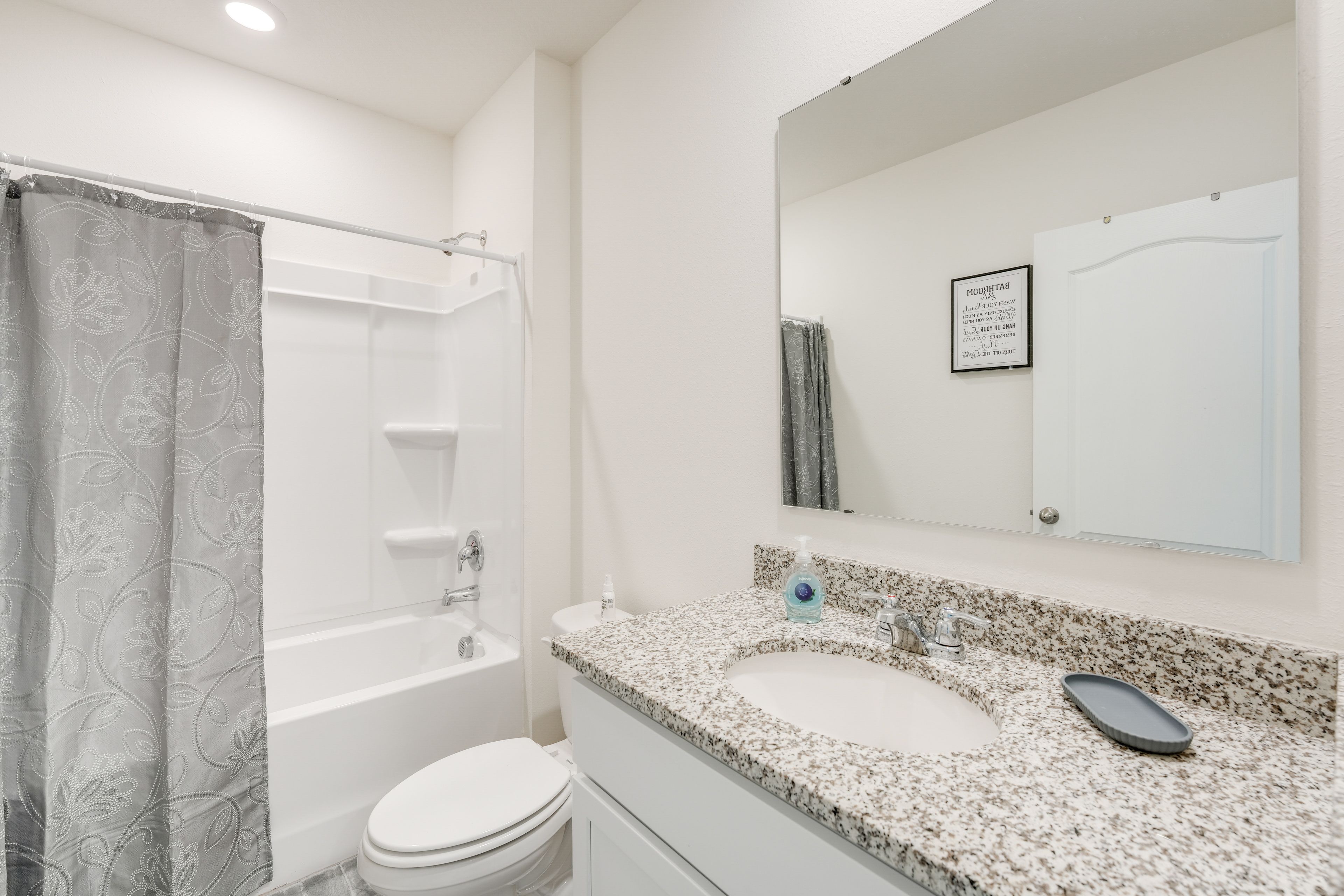 Full Bathroom