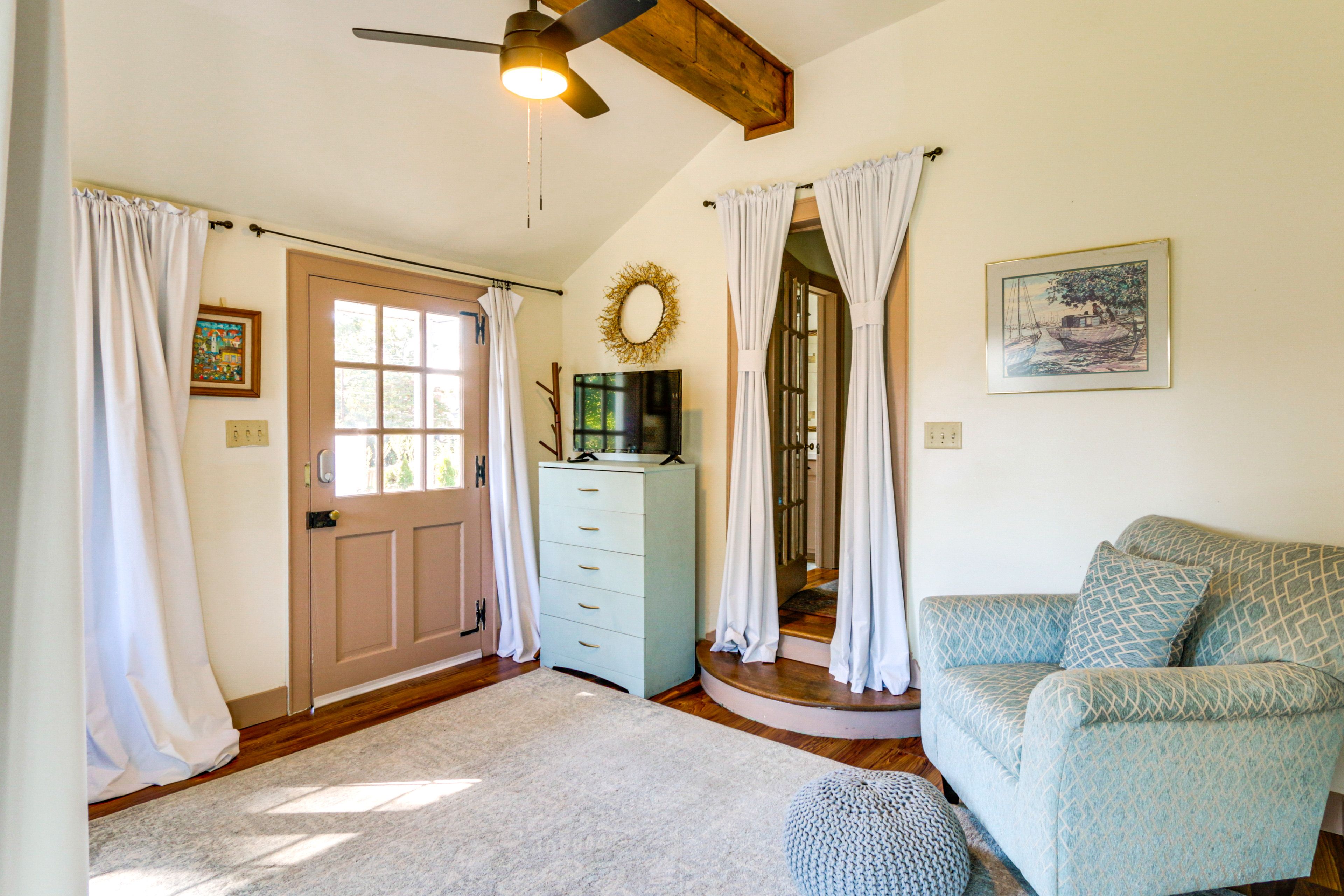 Office | 1st Floor | 2 Steps to Enter | Laptop-Friendly Workspace