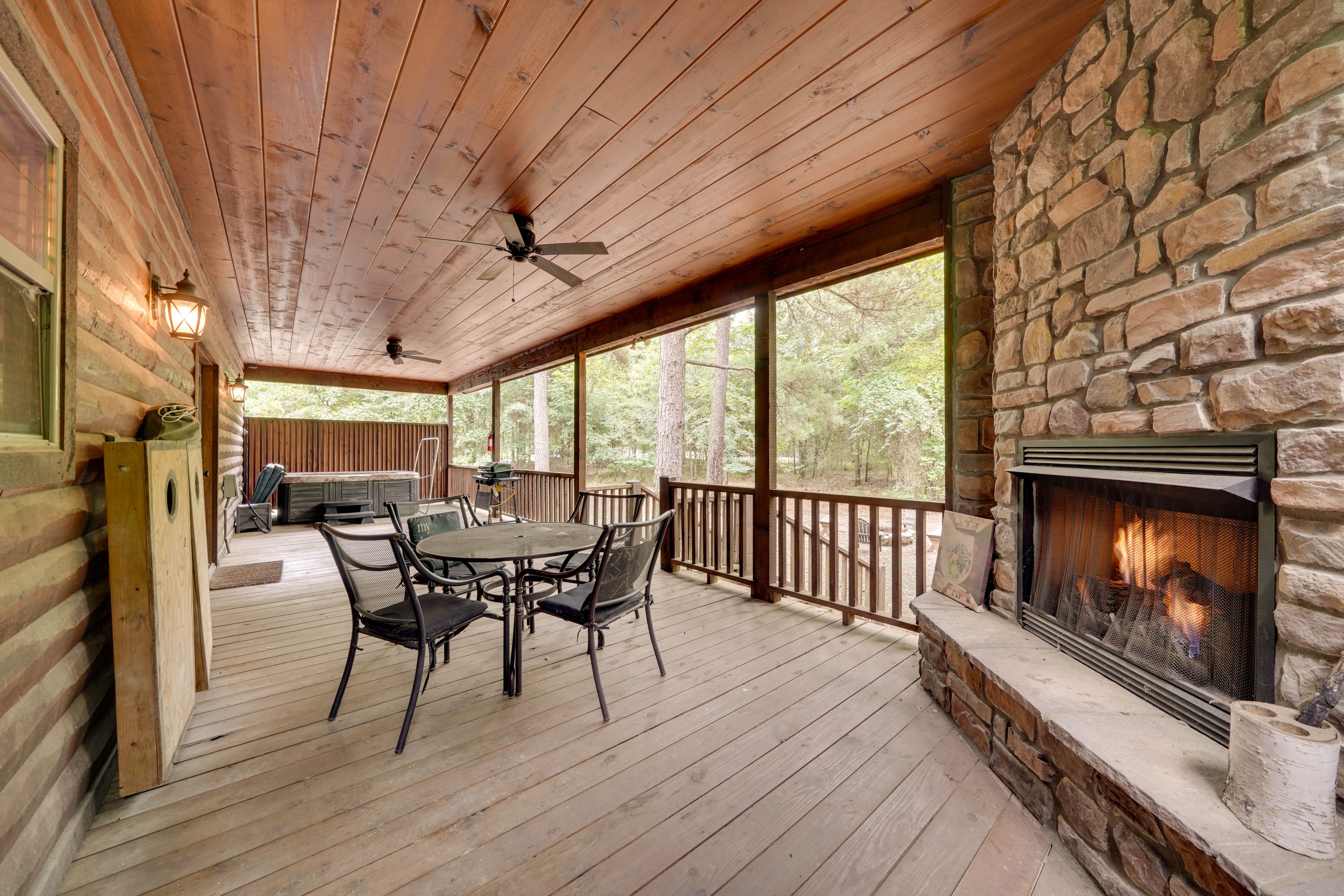 Broken Bow Vacation Rental | Studio | 1BA | 1,152 Sq Ft