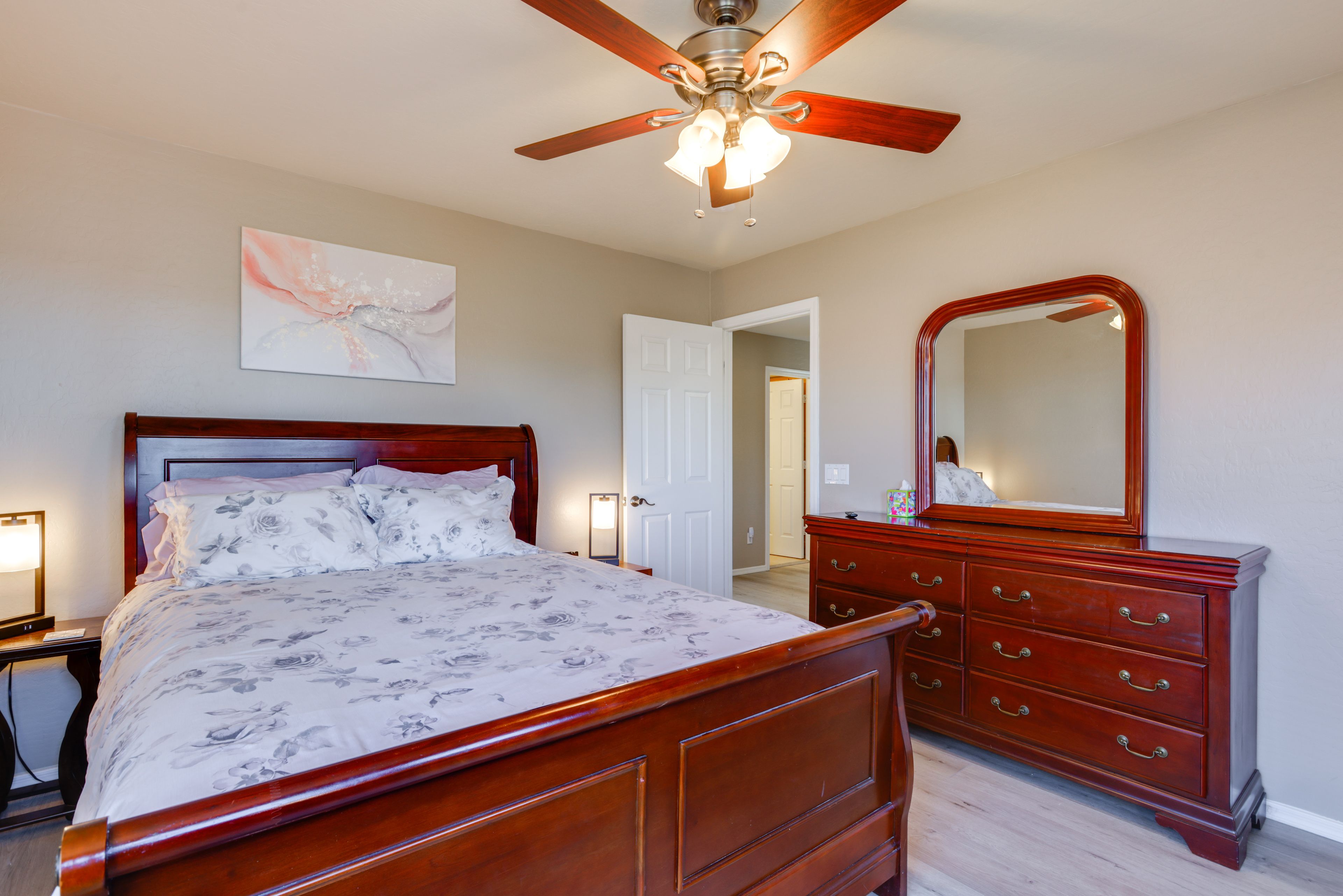 Bedroom 4 | Queen Bed | 2nd Floor