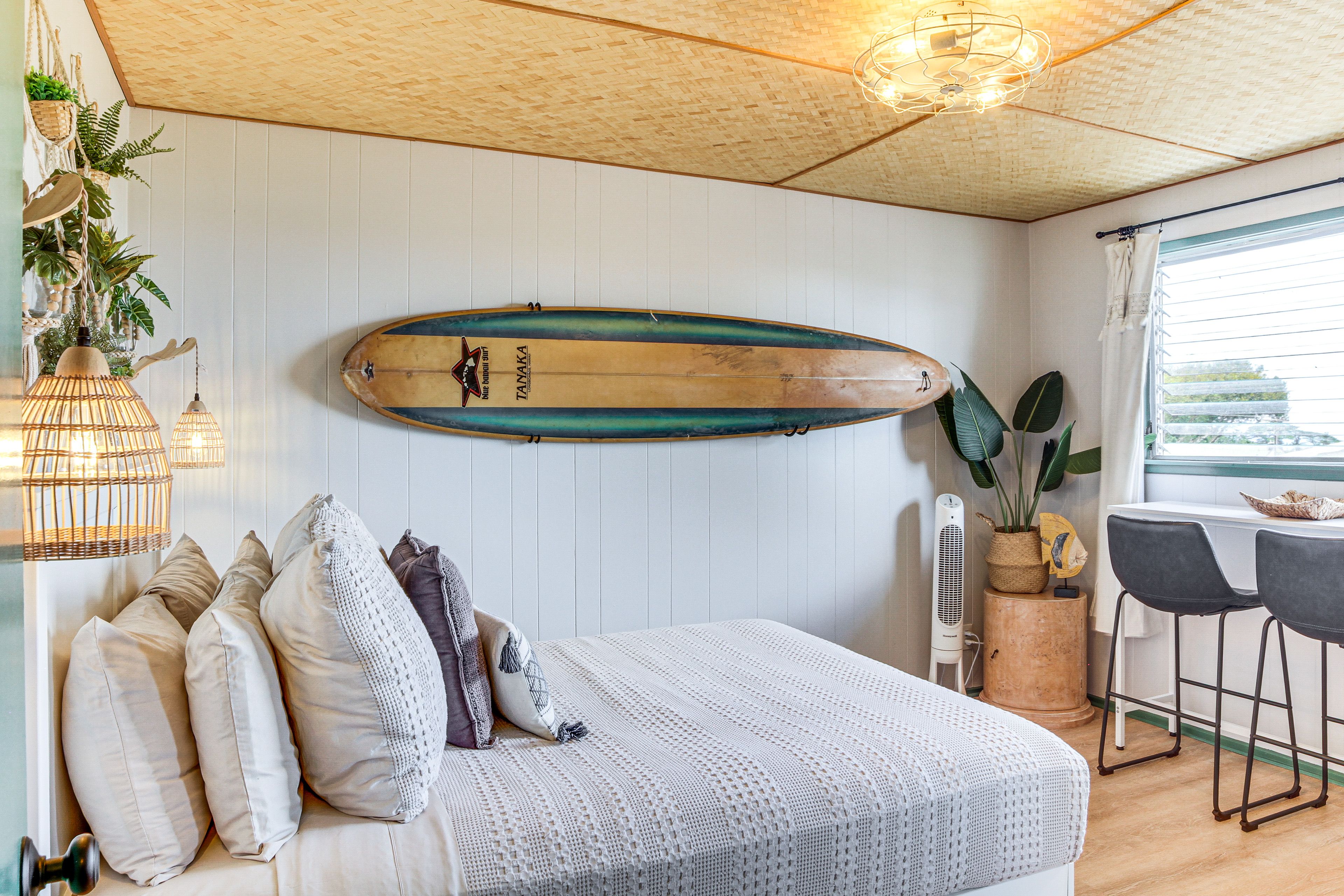 Bedroom 1 | Queen Bed
