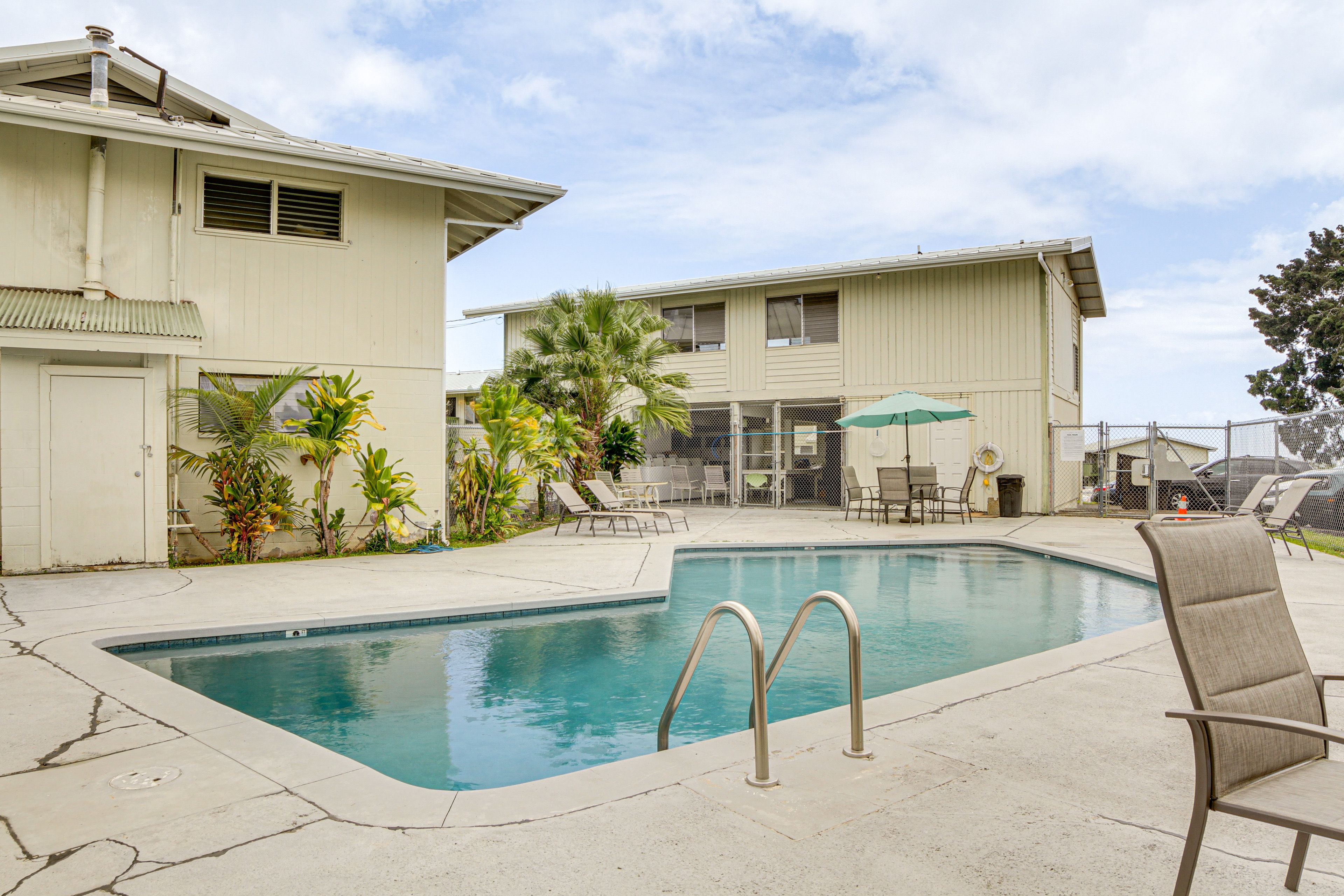 Hilo Terrace | Community Amenities