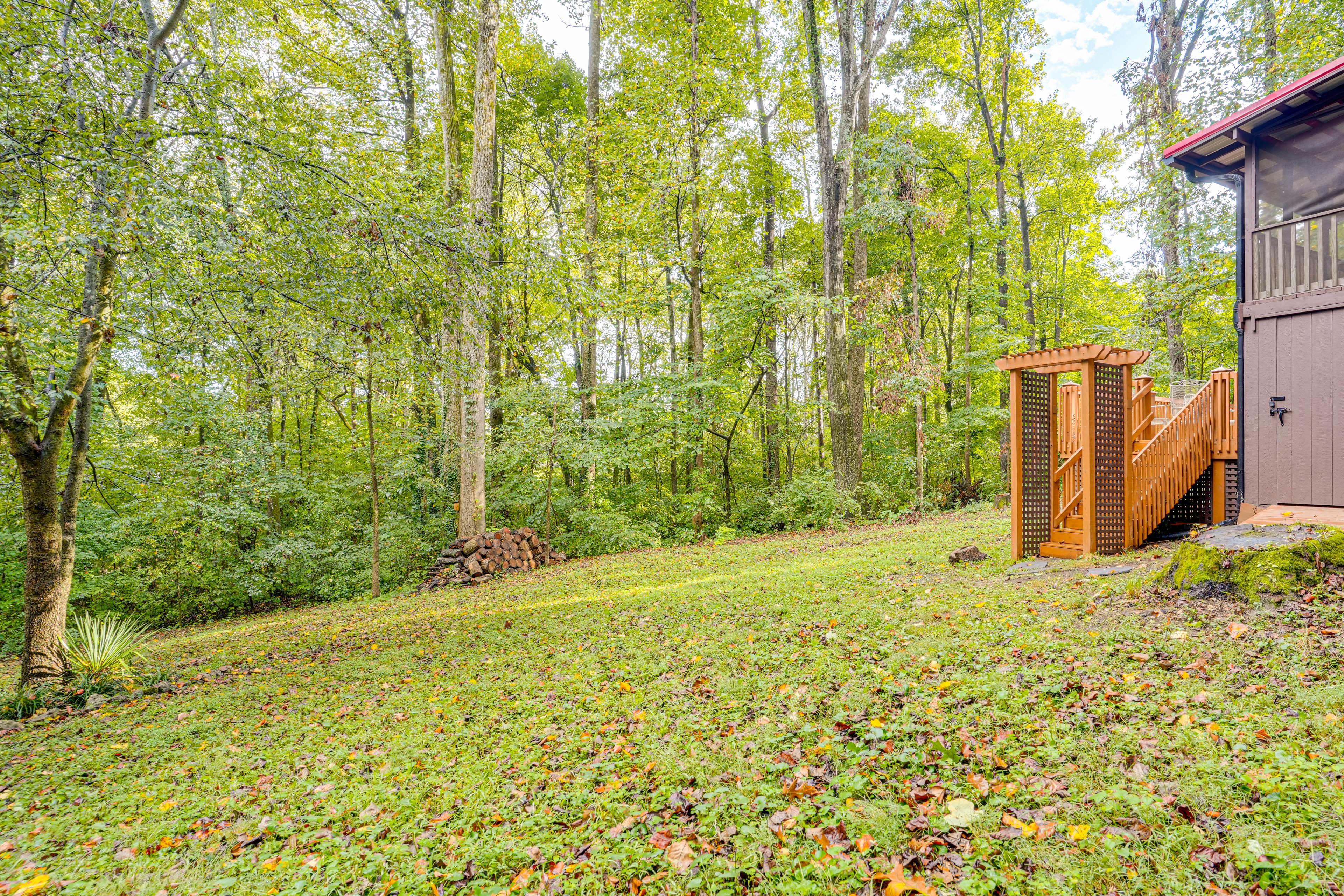 Large Backyard | Brook Access On-Site