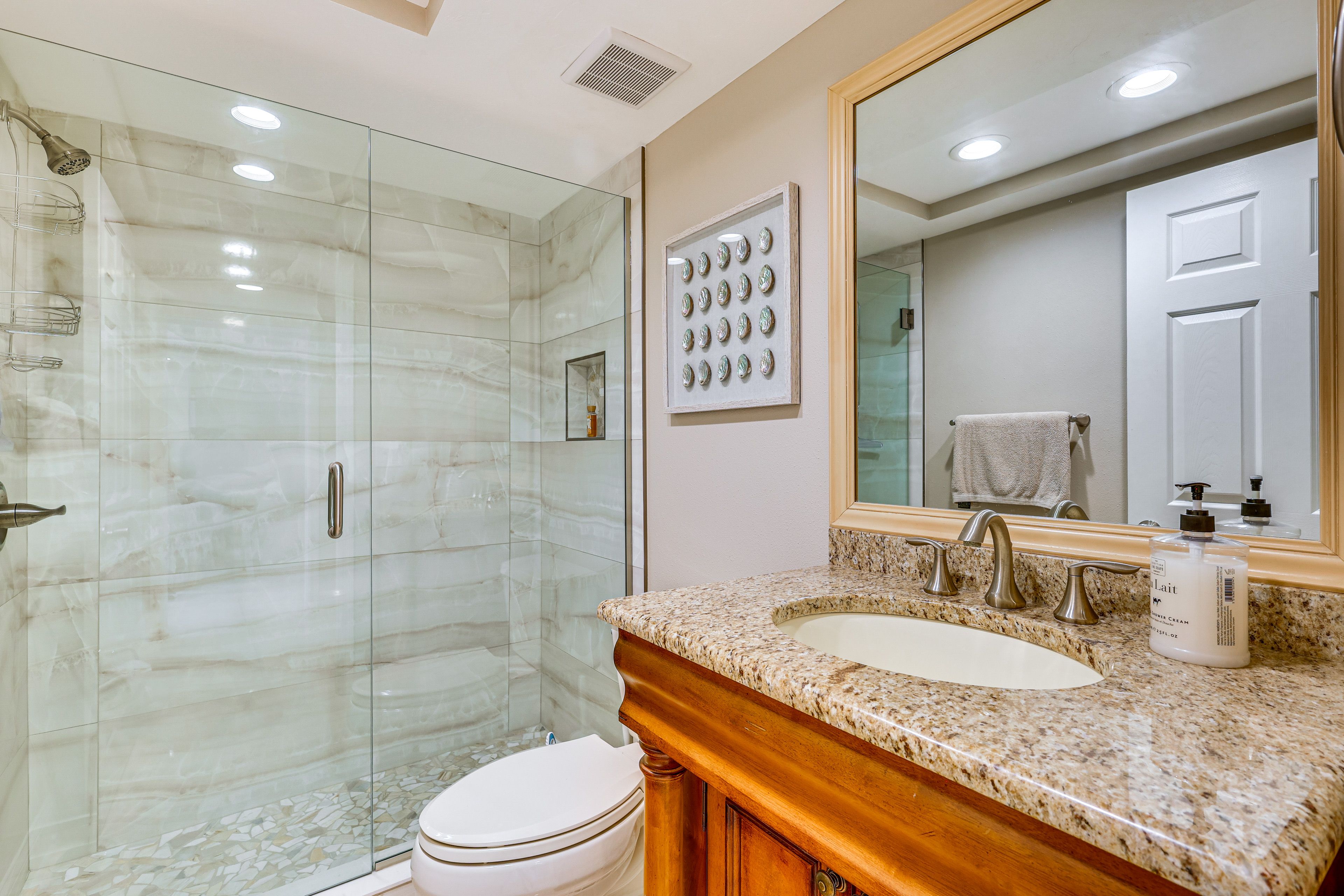 Bathroom | Towels Provided
