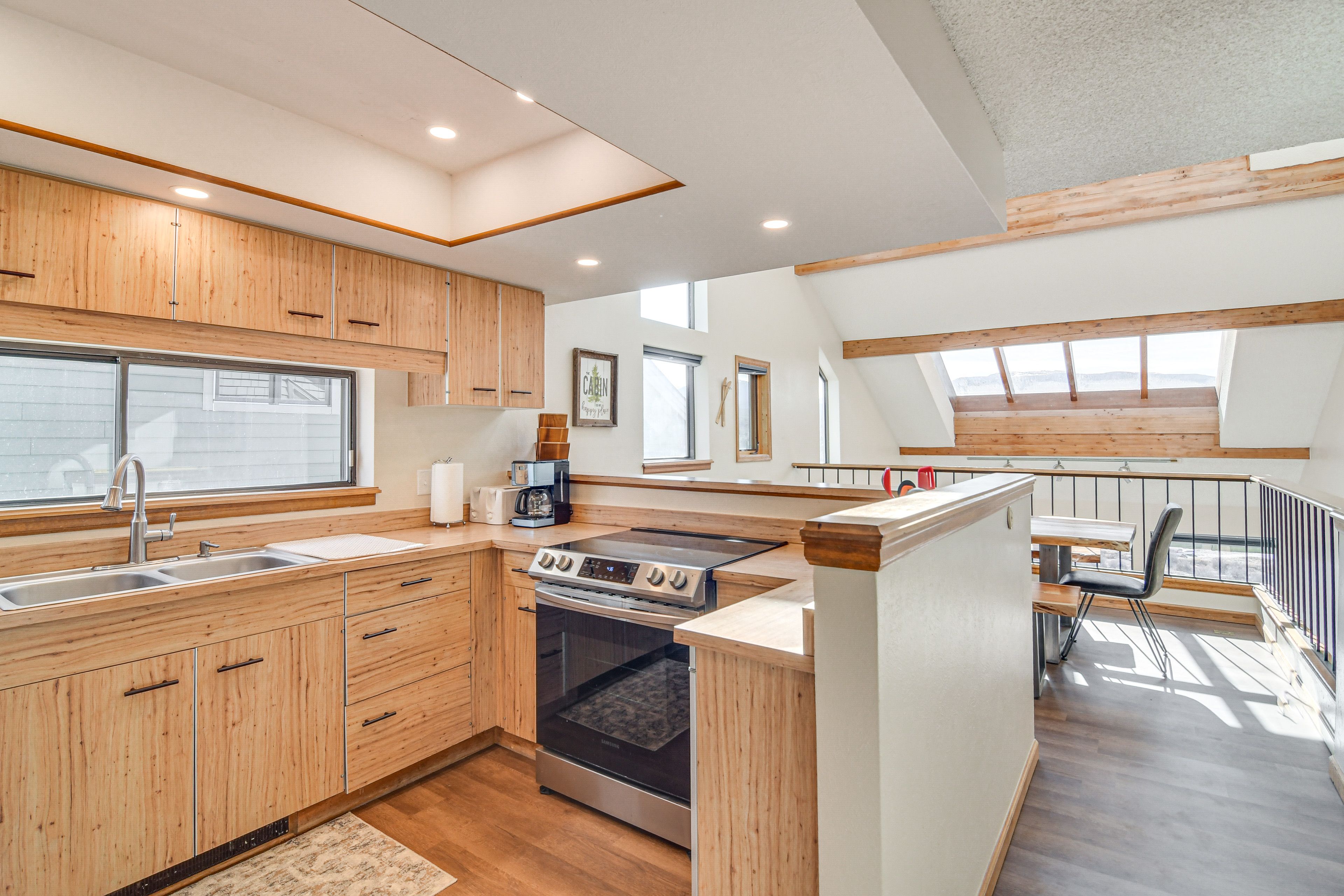 Kitchen | Cooking Basics | Drip Coffee Maker | 3rd Floor