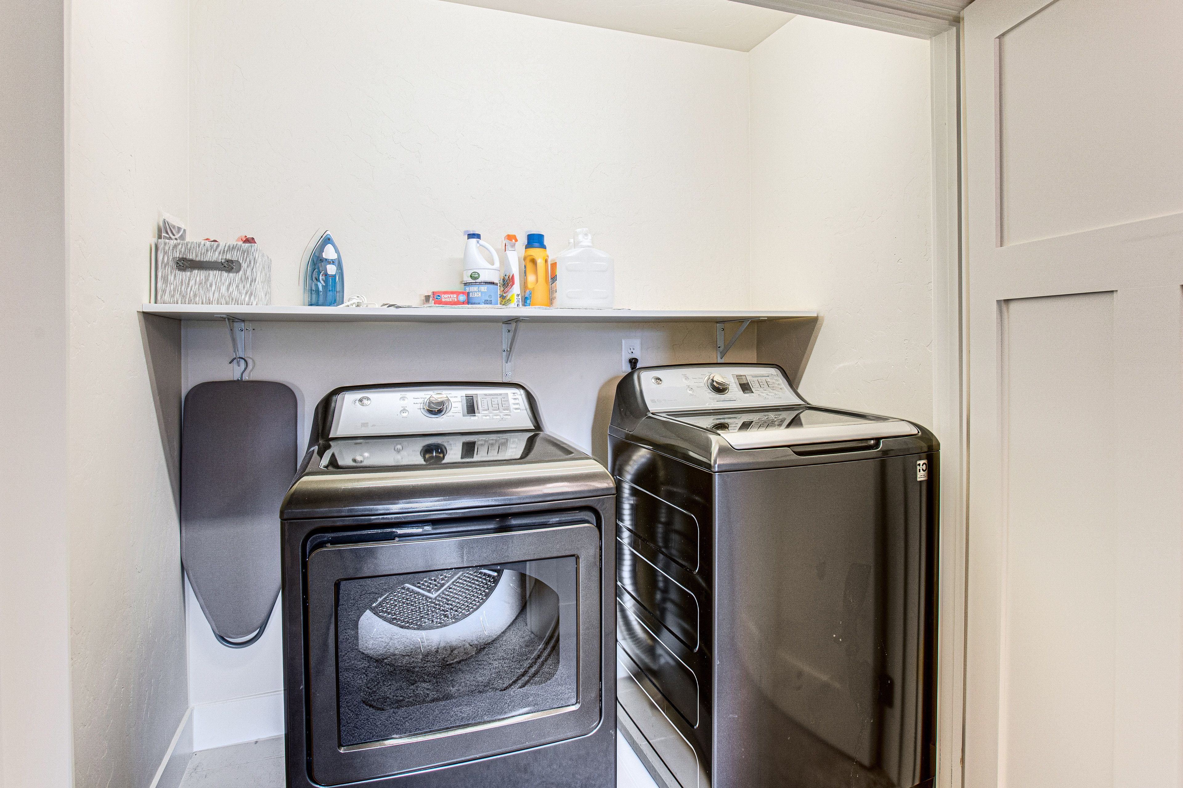 Laundry Room | Bottom Level