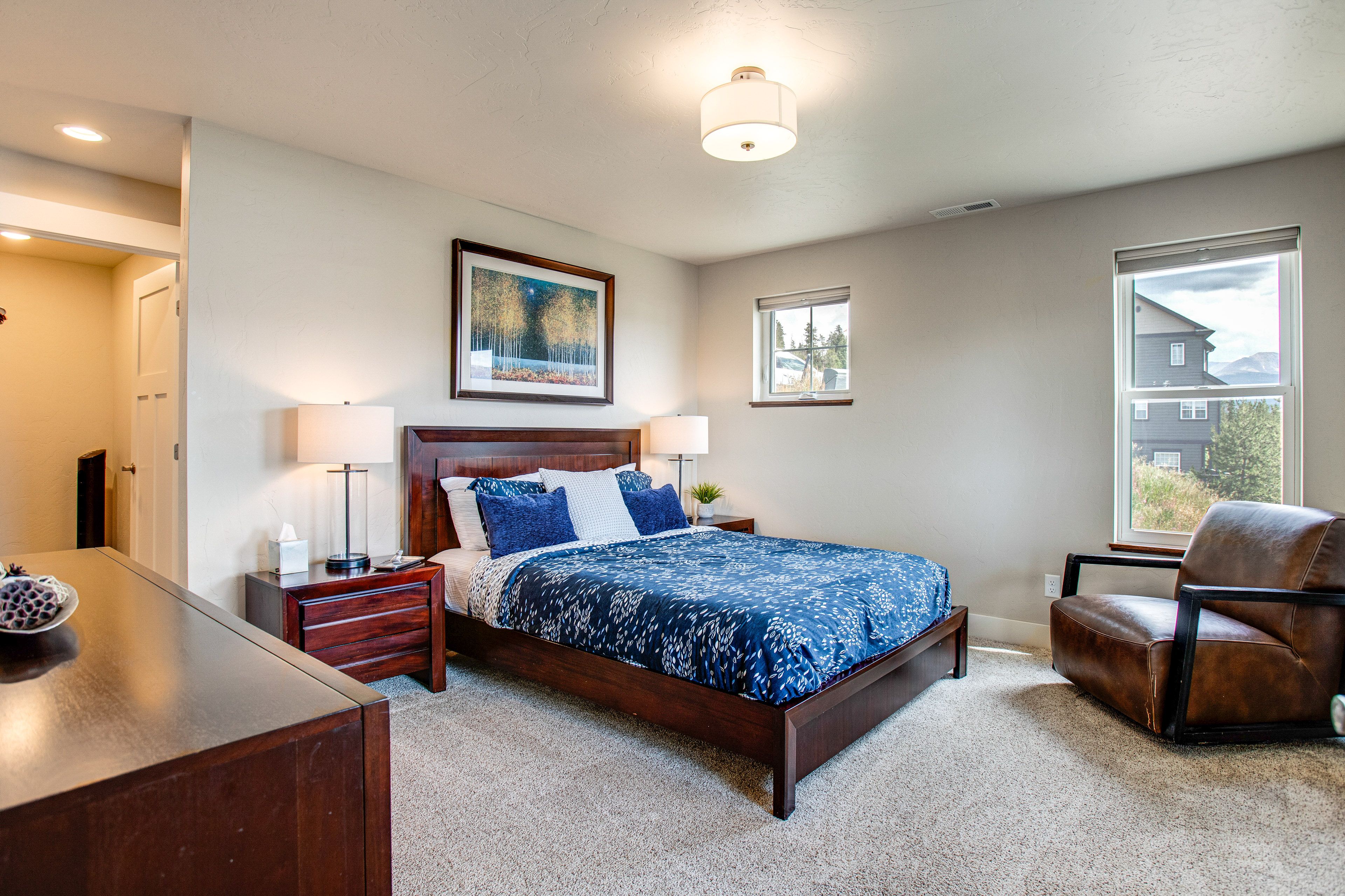 Bedroom 2 | Queen Bed | Lower Level
