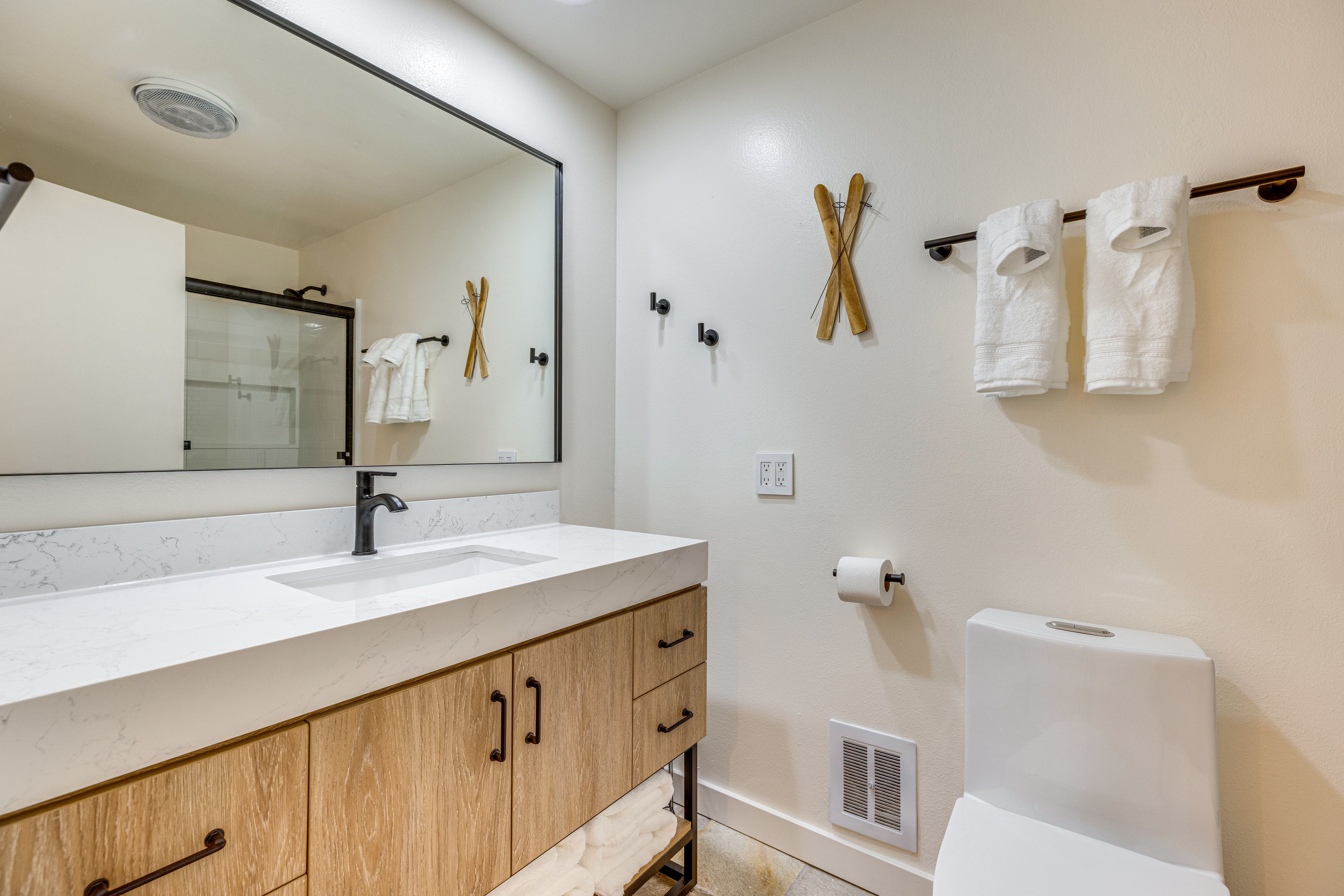 Bathroom | Towels Provided