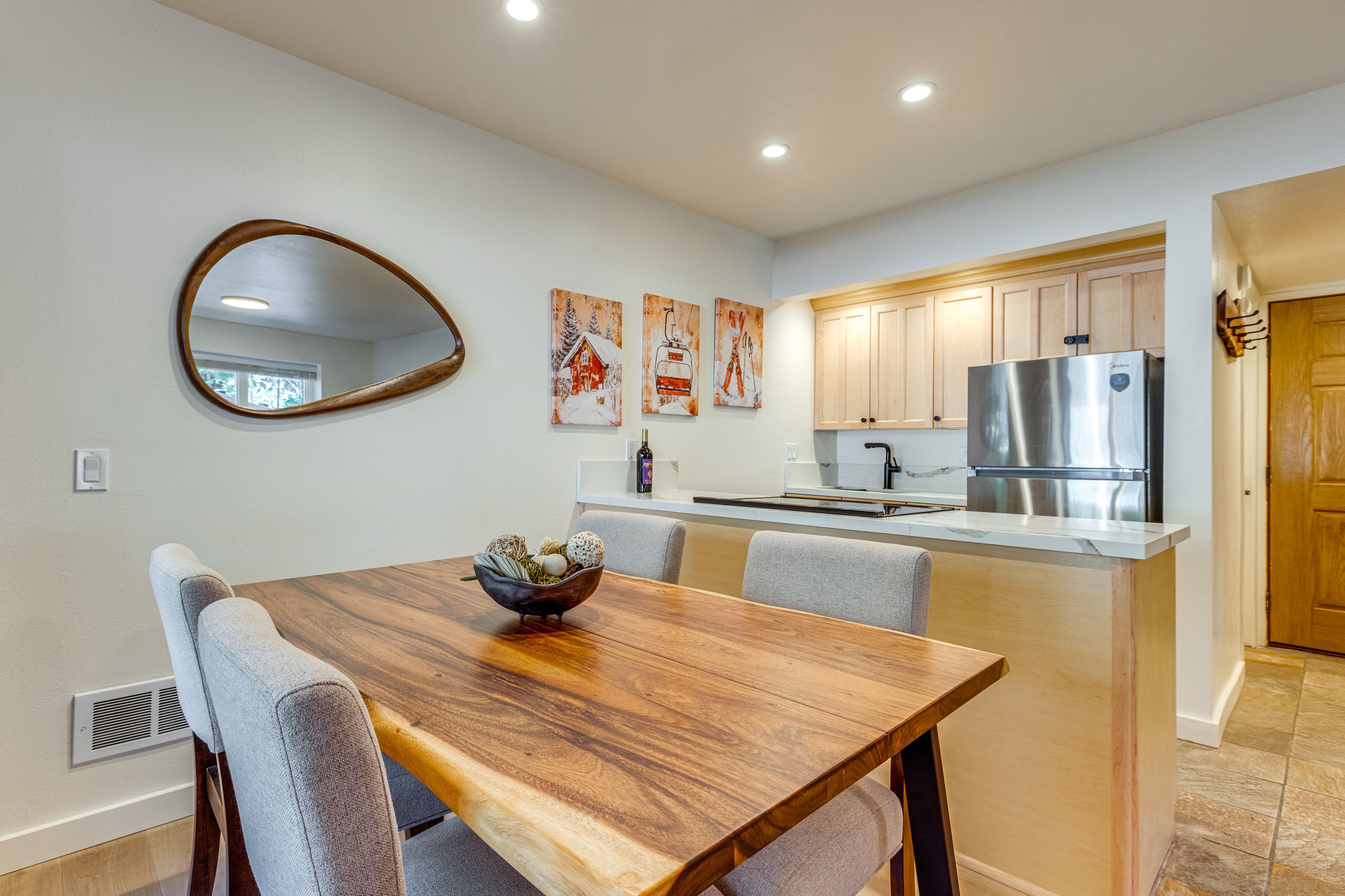 Dining Area | Kitchen | Cooking Basics | Single-Story Unit