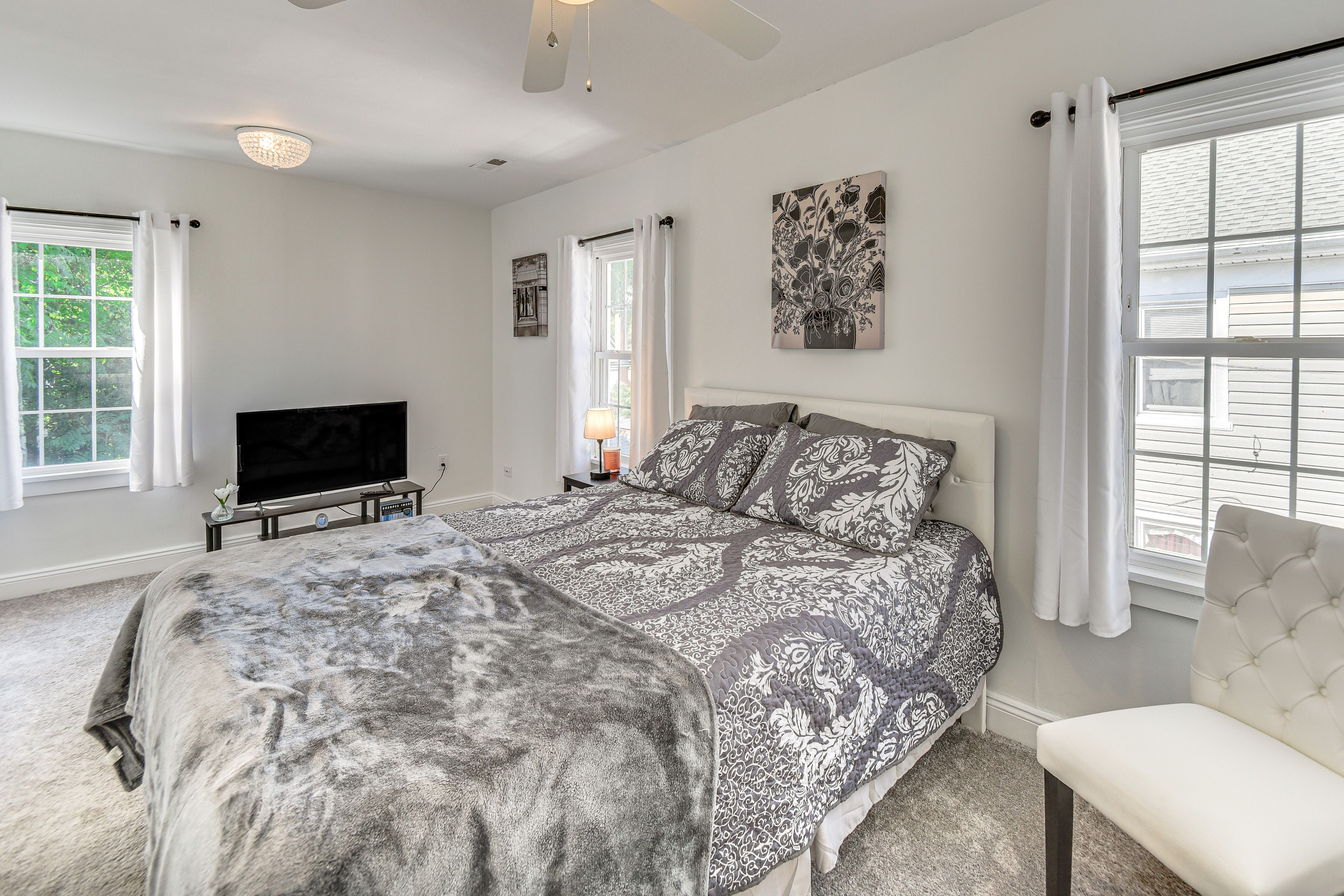 Bedroom 2 | Queen Bed | 2nd Floor