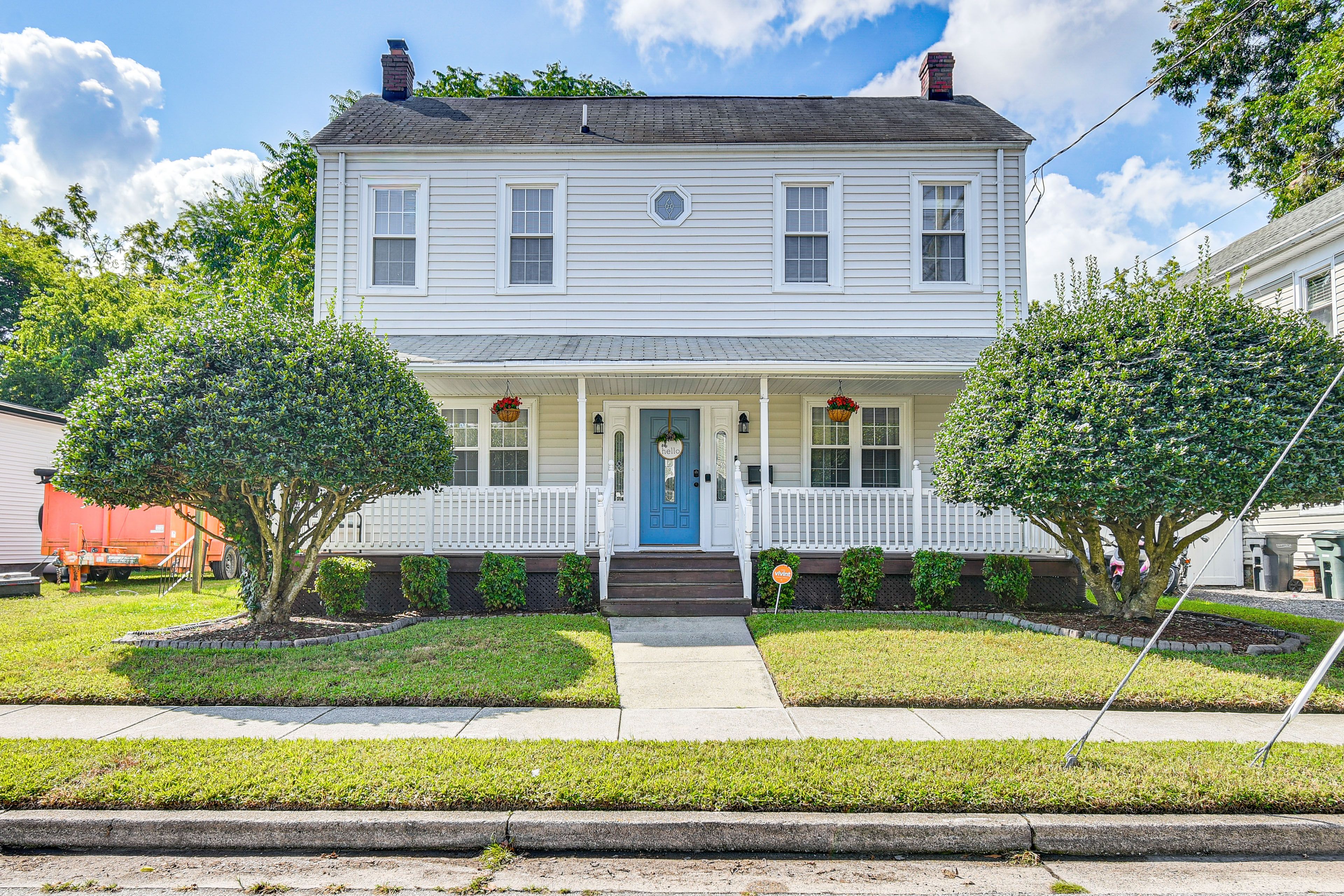 Exterior | Street Parking (First-Come, First-Served)