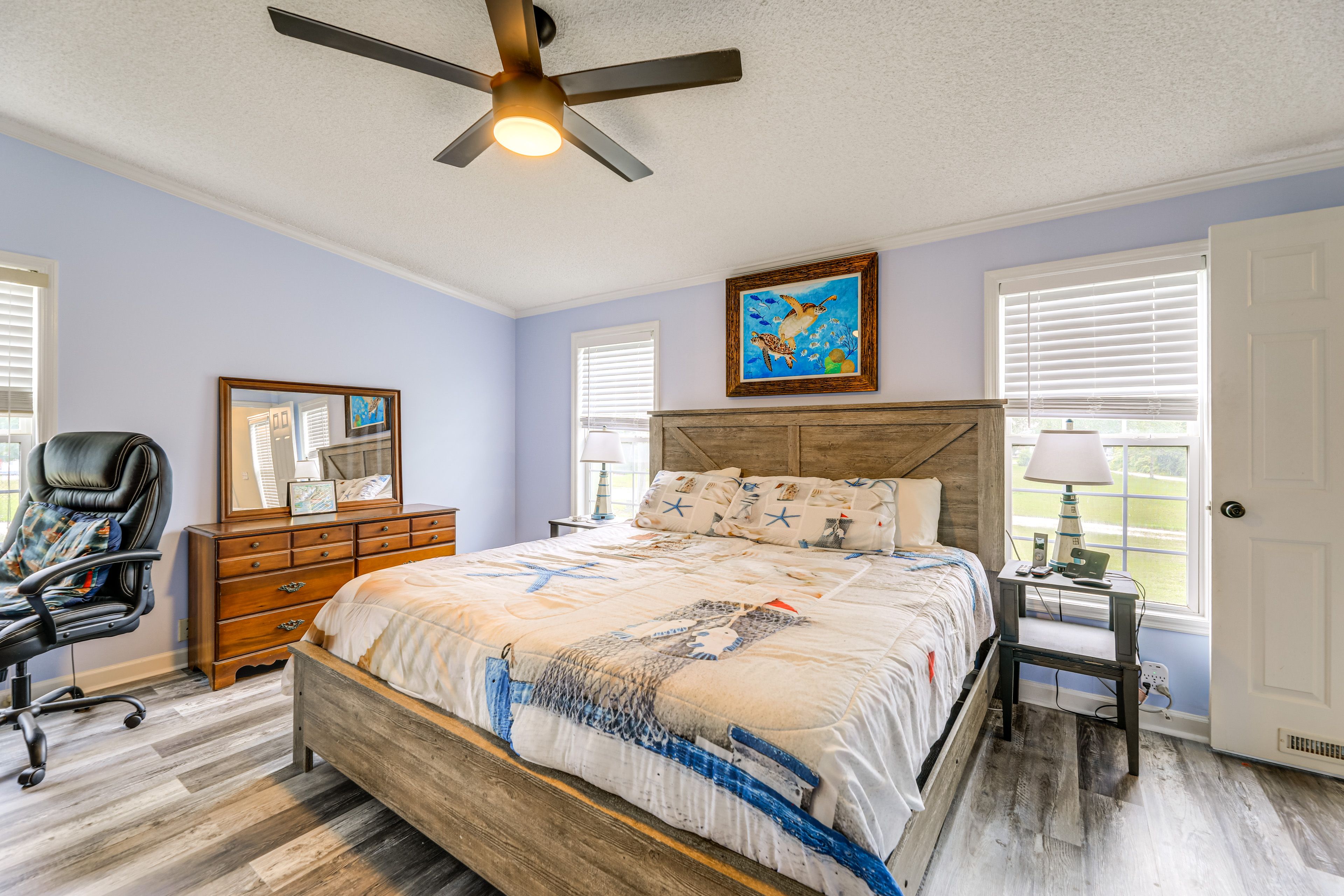 Bedroom 1 | King Bed