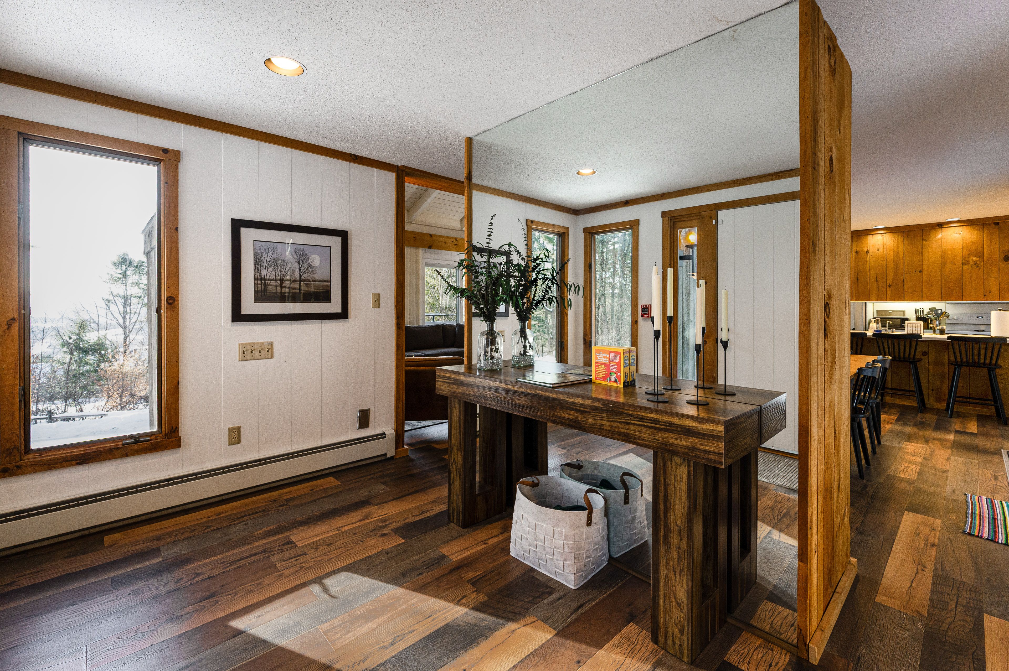 Entryway | Main Floor