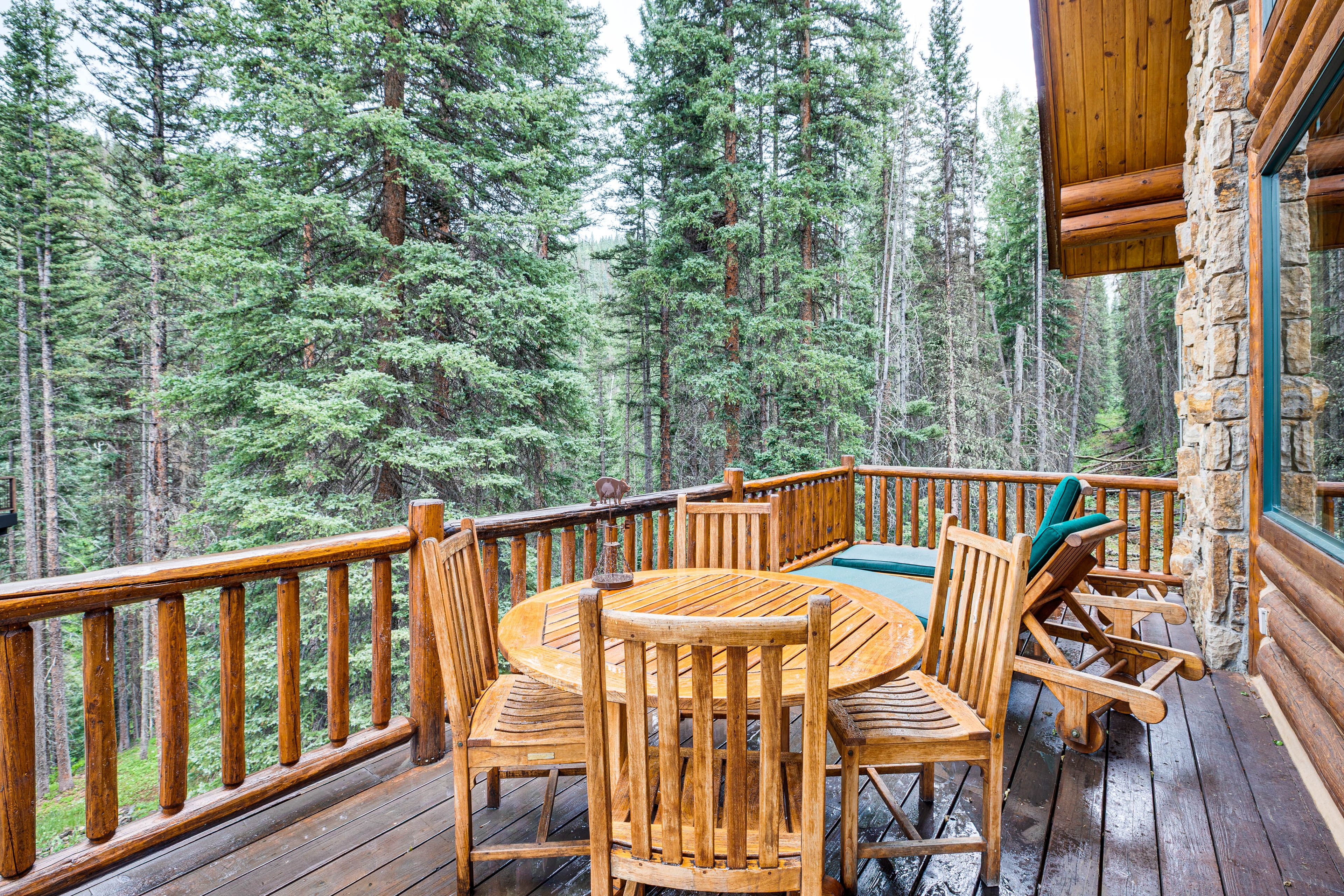 Deck | Dining Area | Seating