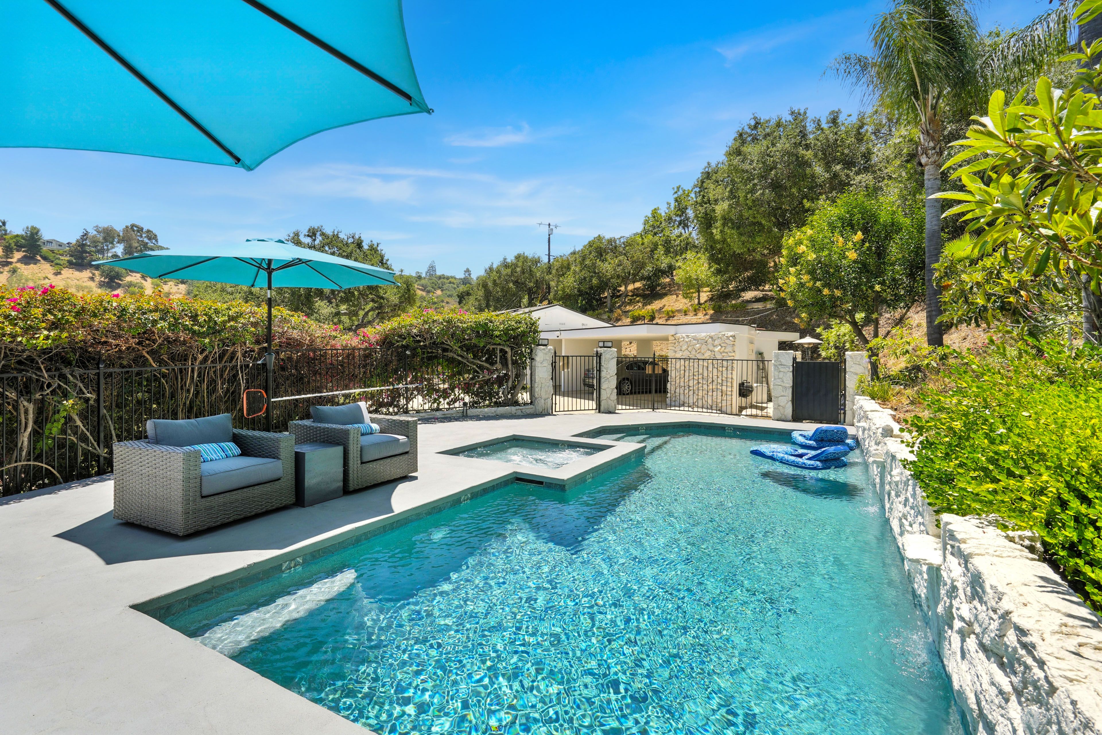 Sherman Oaks Vacation Rental | 3BR | 2.5BA | Steps Required | 2,026 Sq Ft
