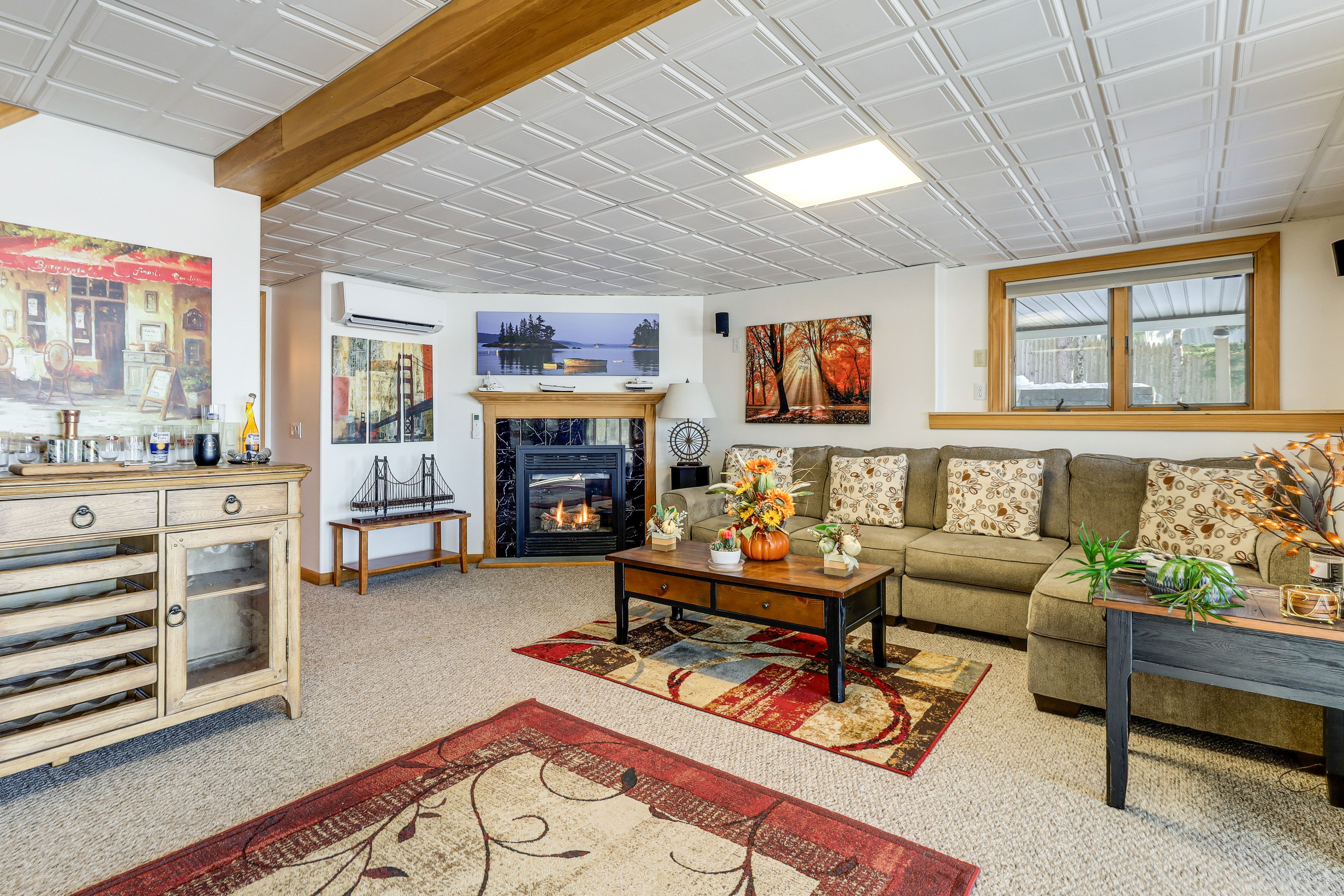 Den | Smart TV w/ Streaming Apps | Bar Area | Puzzles & Board Games