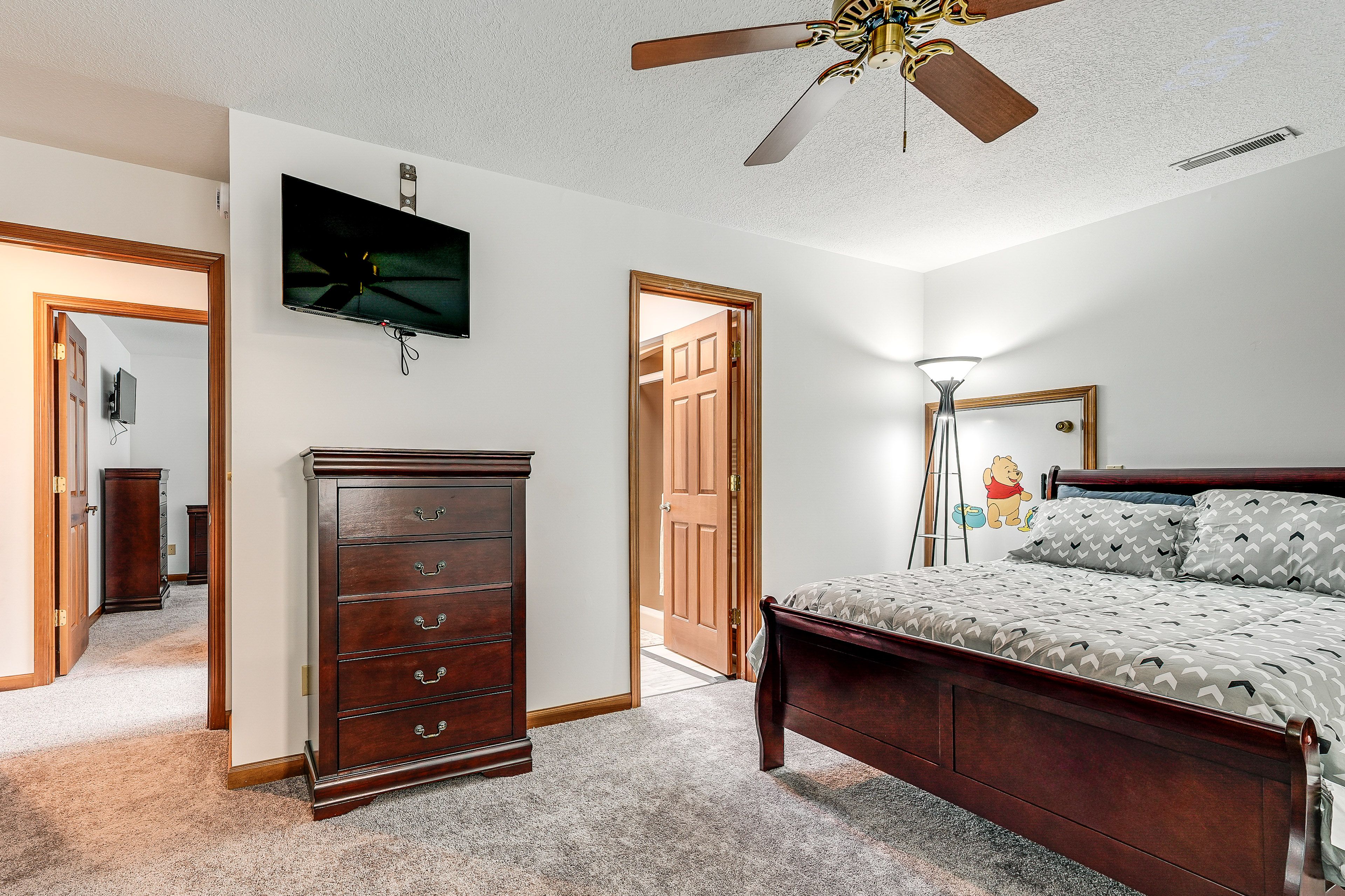 Bedroom 6 | Full Bed | Jack-and-Jill Bathroom | 2nd Floor