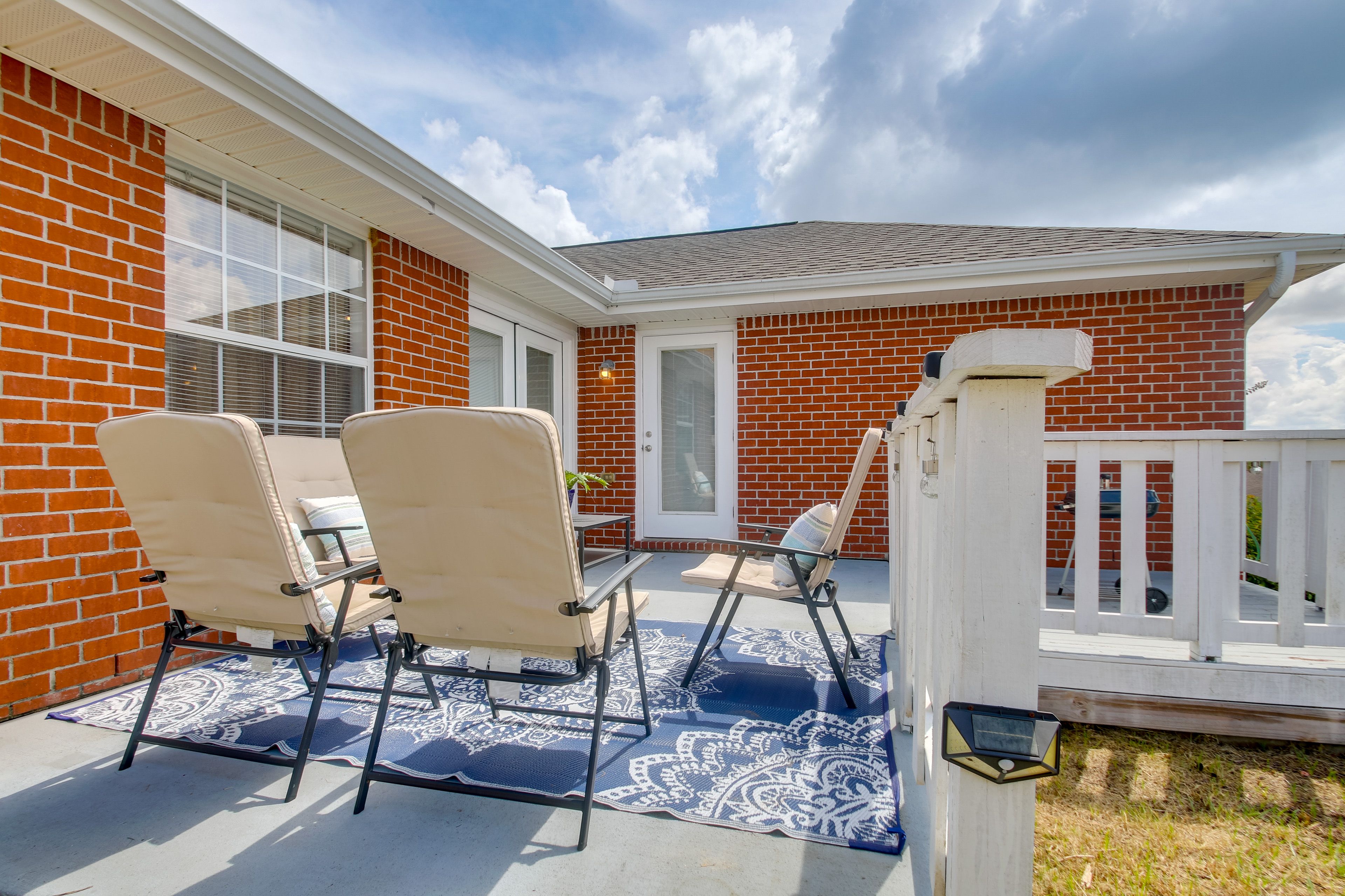 Furnished Deck | Charcoal Grill