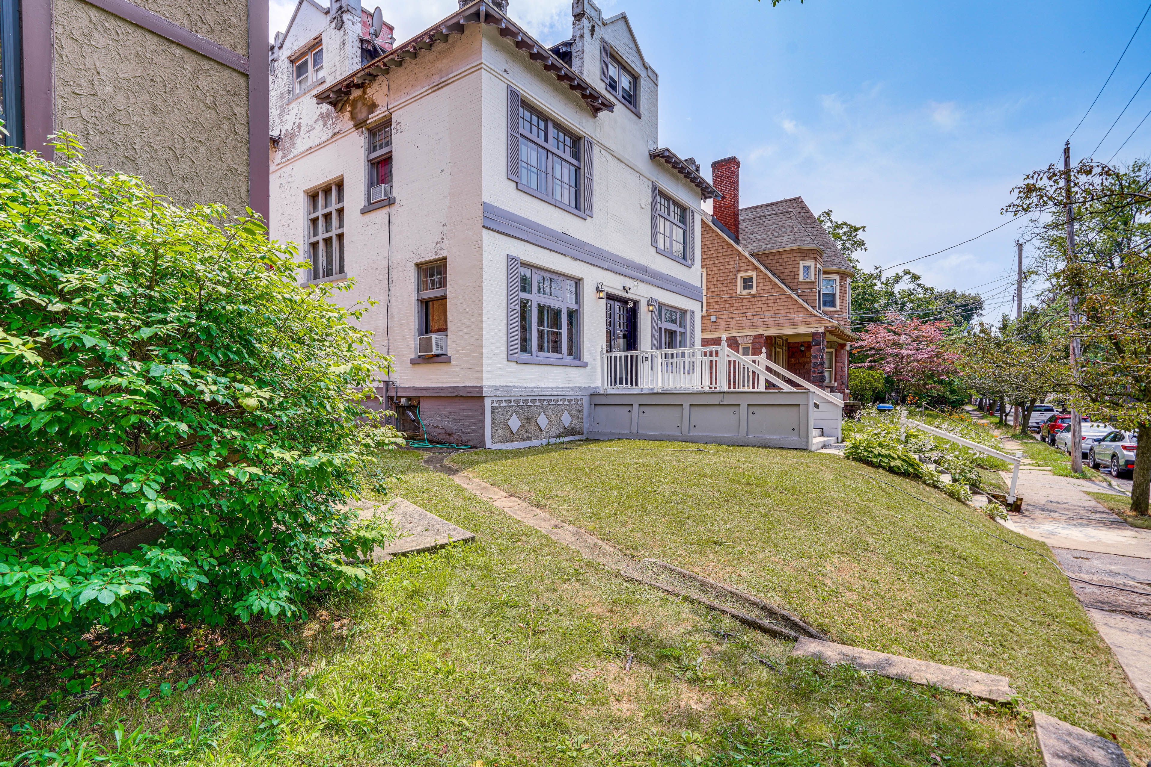 Property Exterior | Single-Level Unit | 3rd Floor