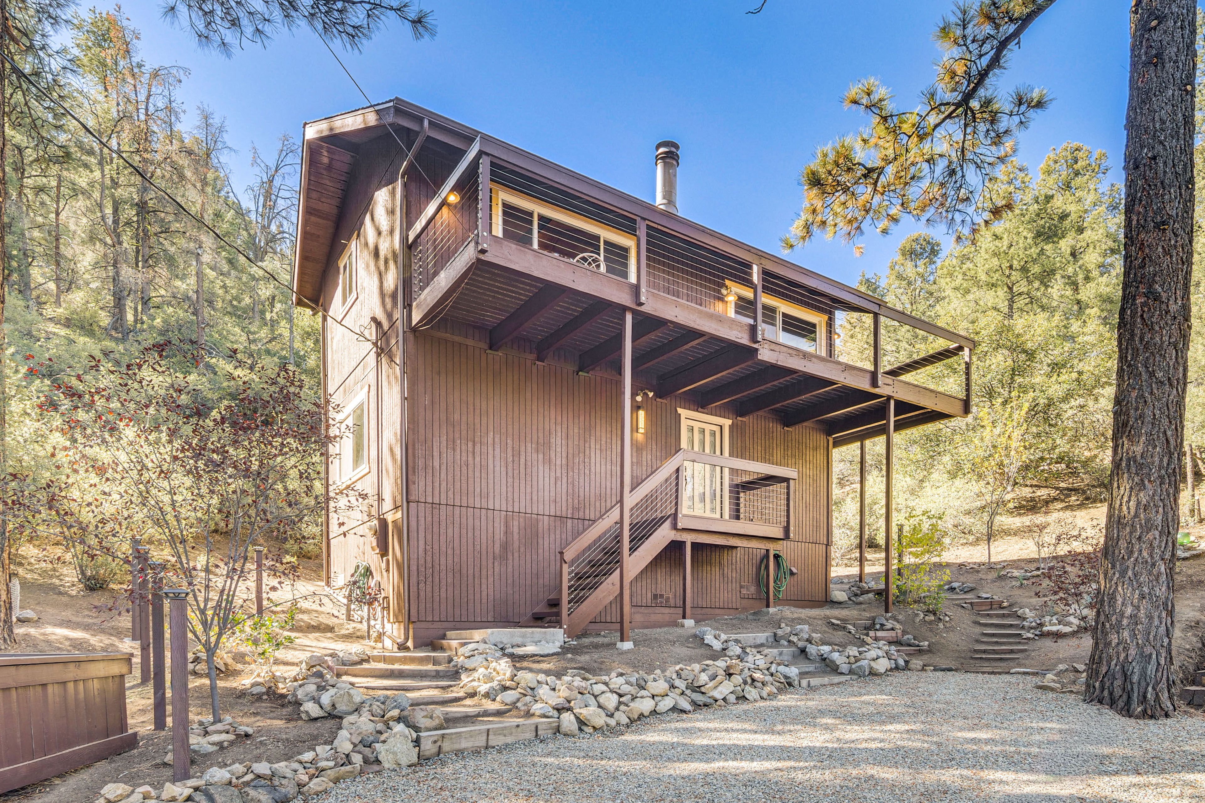 Parking | Driveway (5 Vehicles)