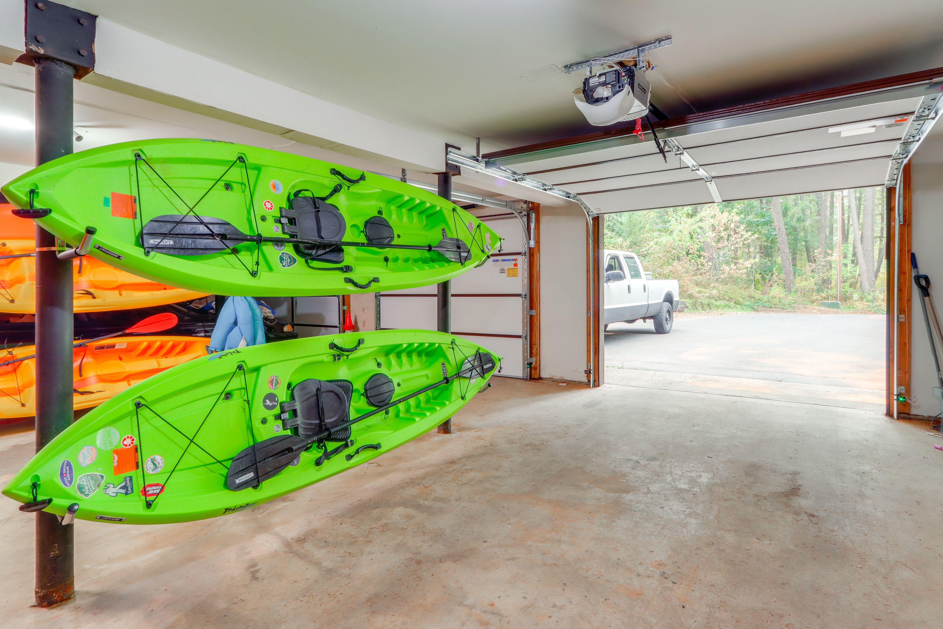Parking | Garage (1 Vehicle) | Kayaks Provided