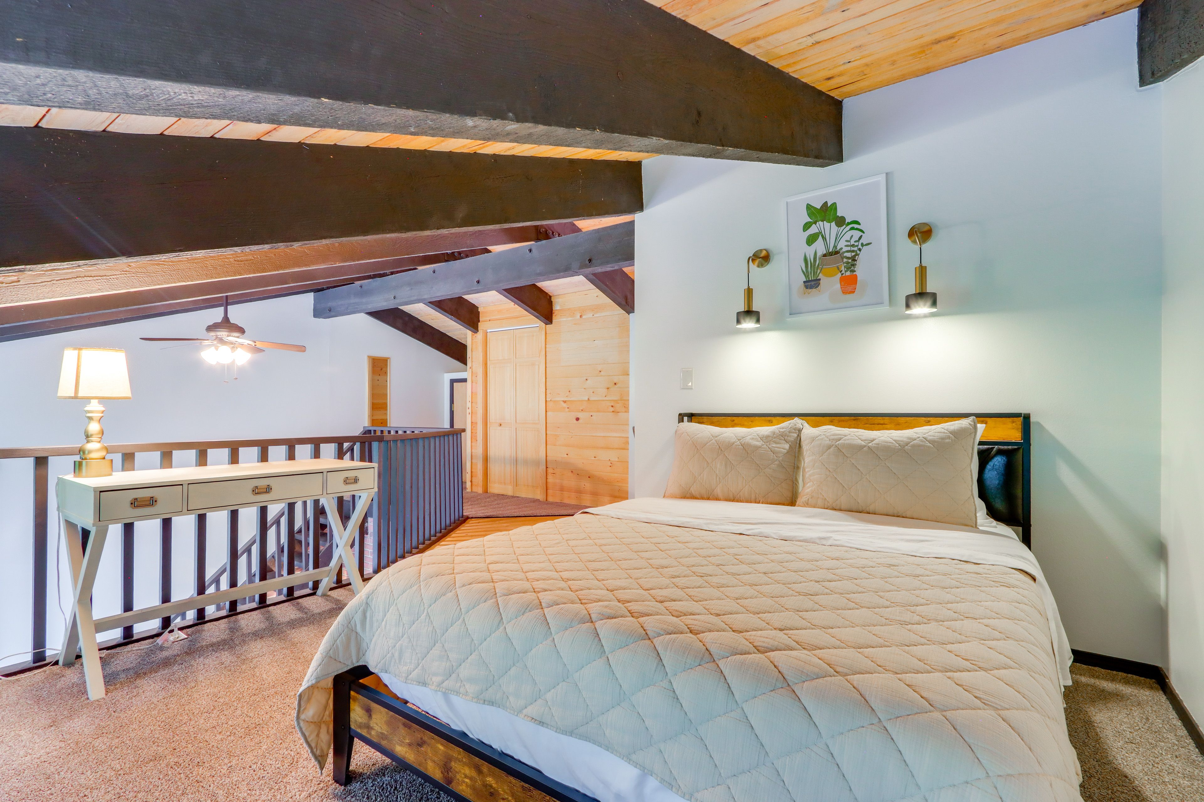 Bedroom 2 (Loft) | Queen Bed | 2nd Floor