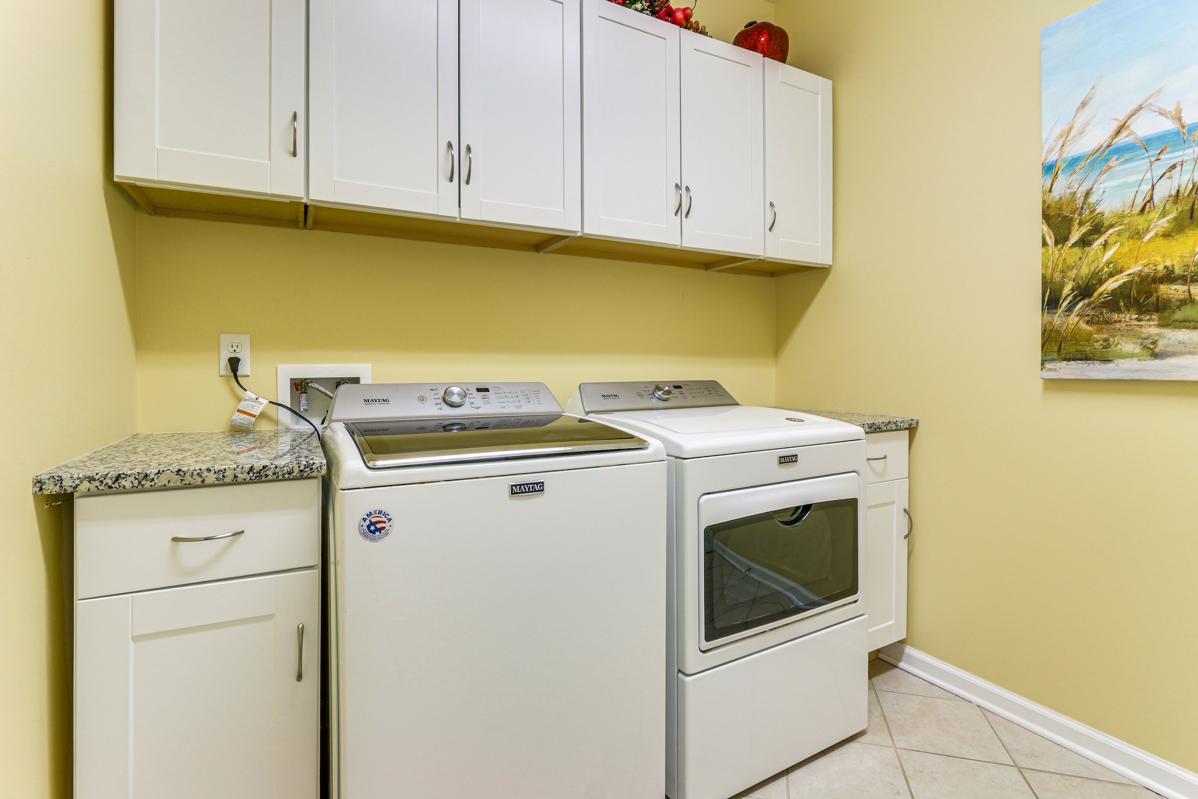 Laundry Room | Washer & Dryer
