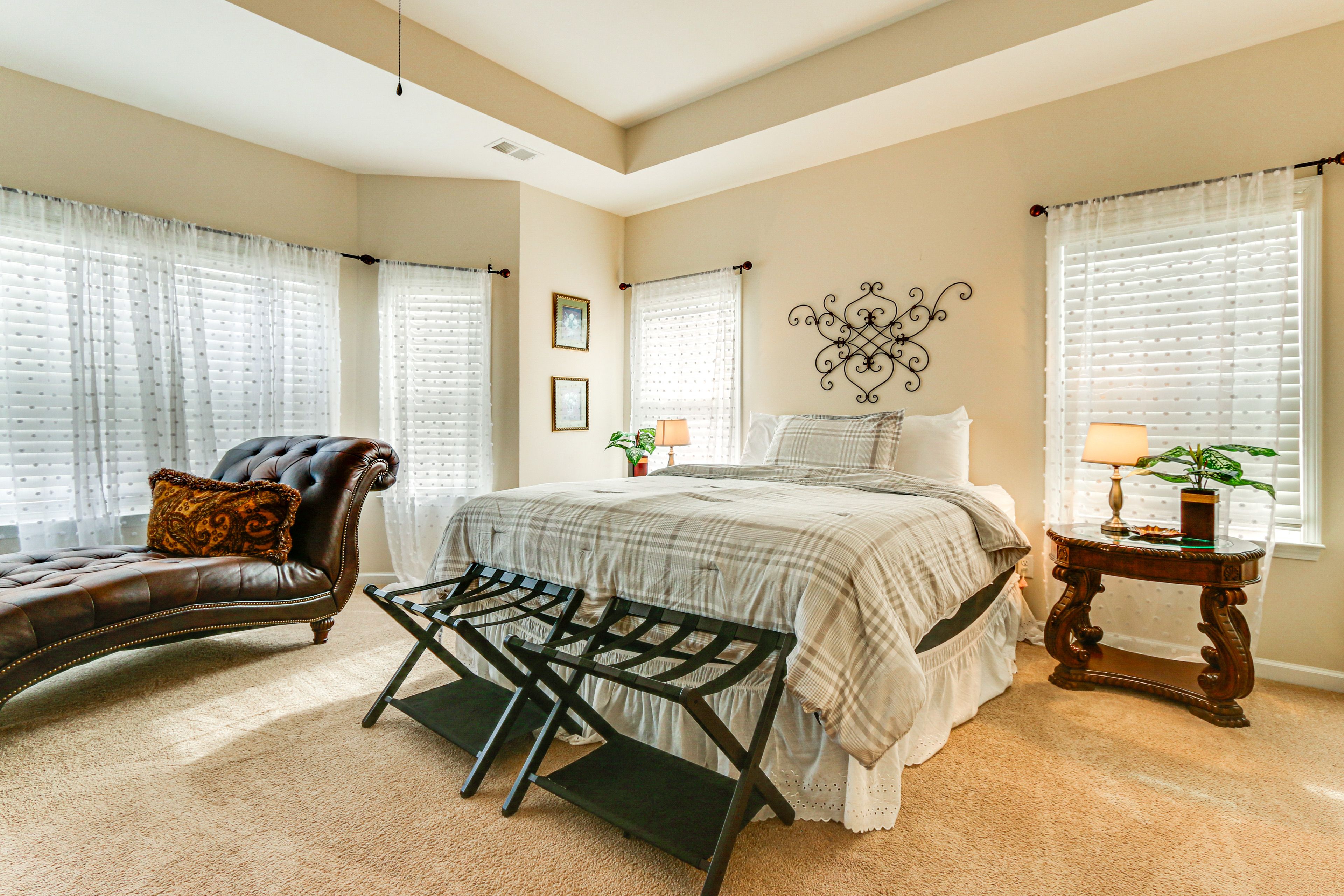 Bedroom 1 | King Bed | Linens Provided | Smart TV