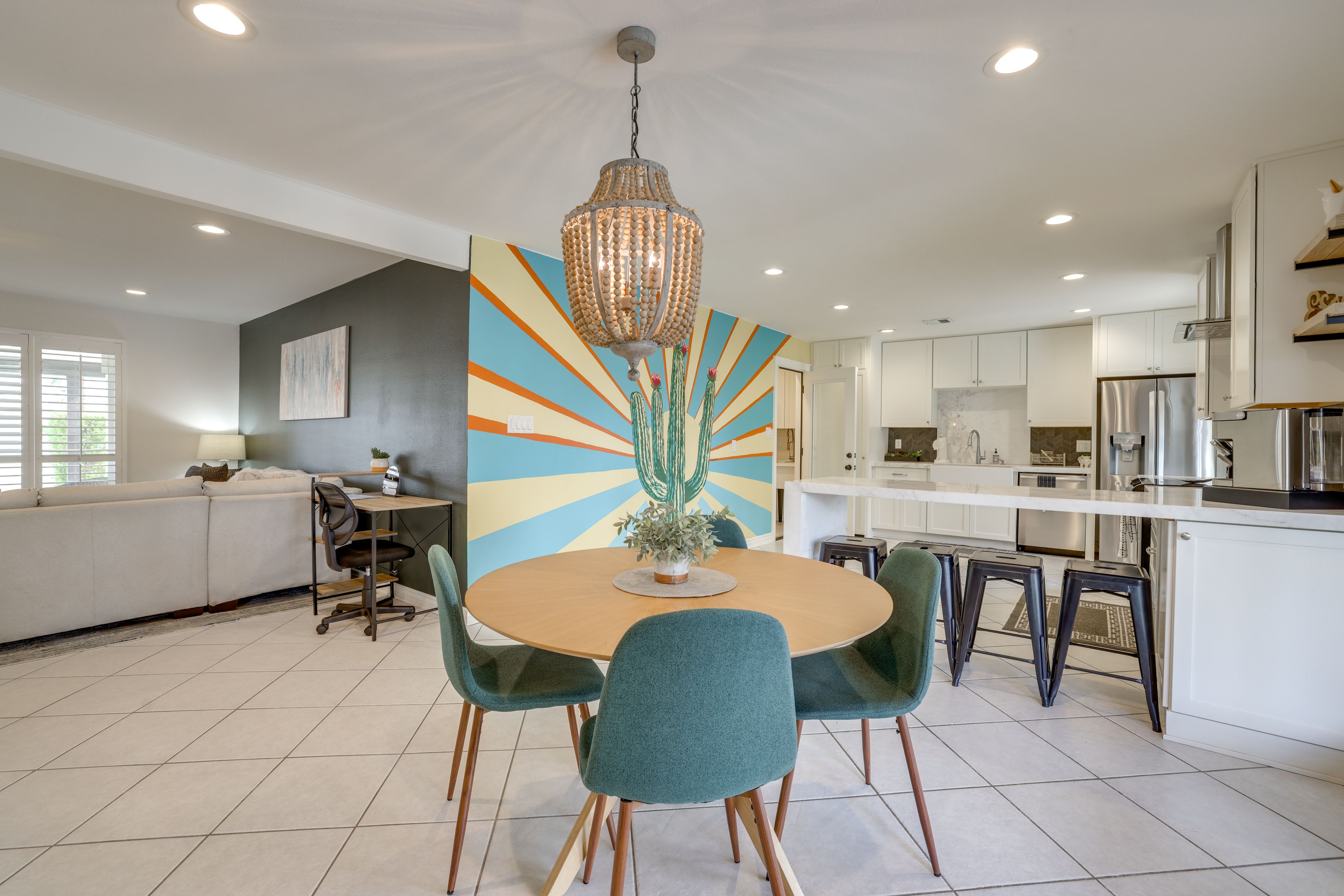 Dining Area | Dishware & Flatware | Central A/C & Heat