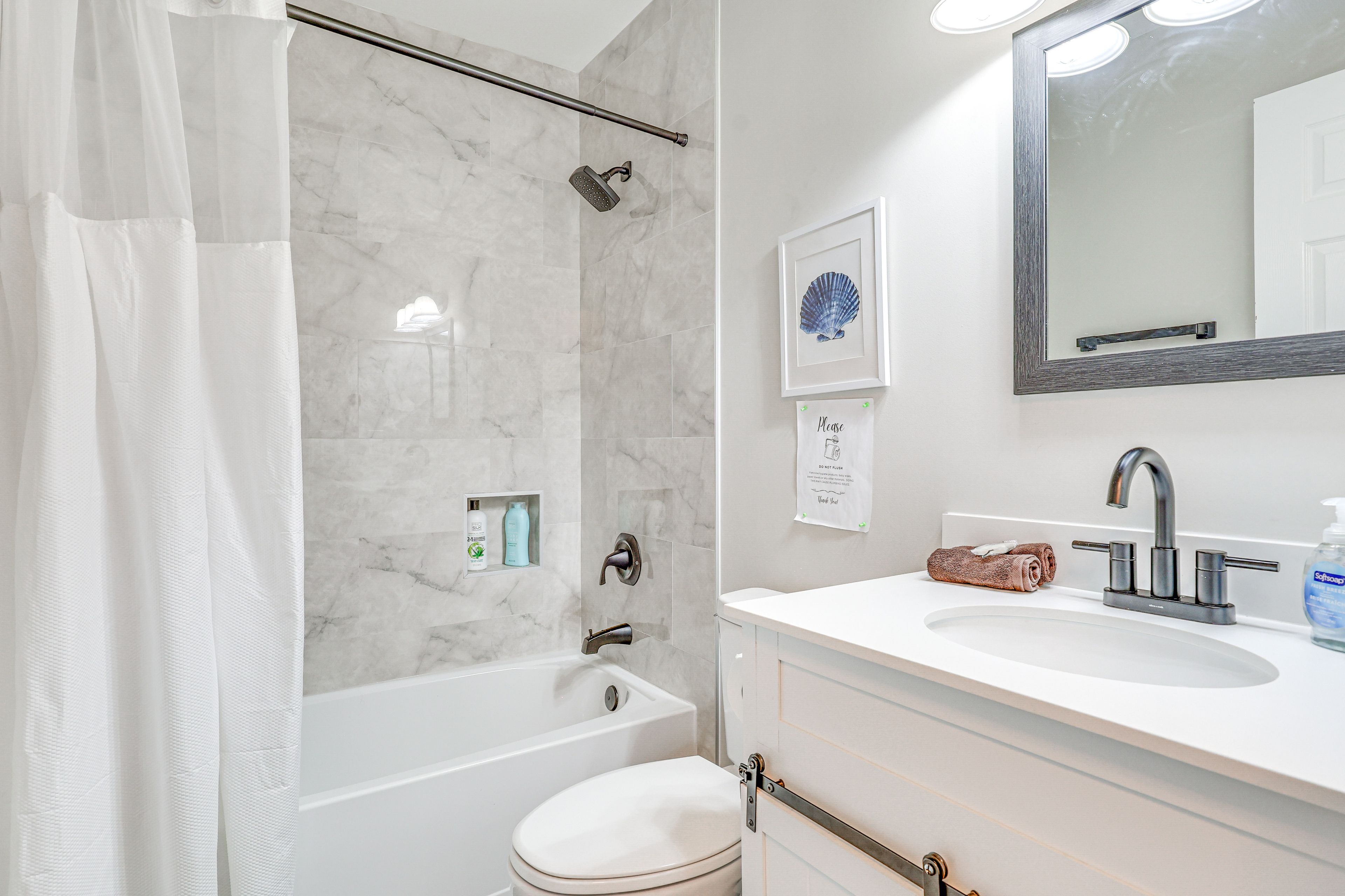 Bathroom | Towels Provided