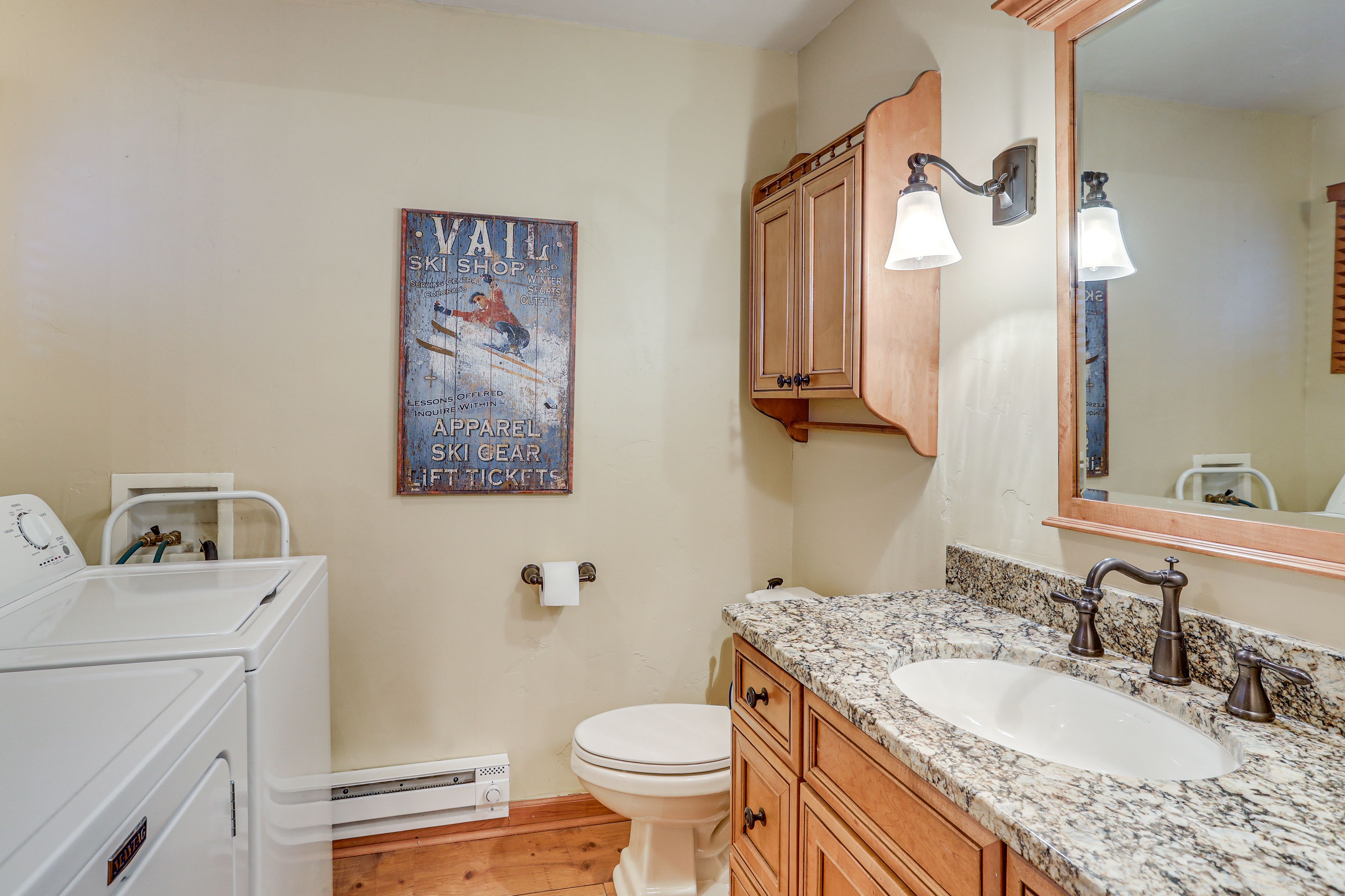 Half Bath | 1st Floor