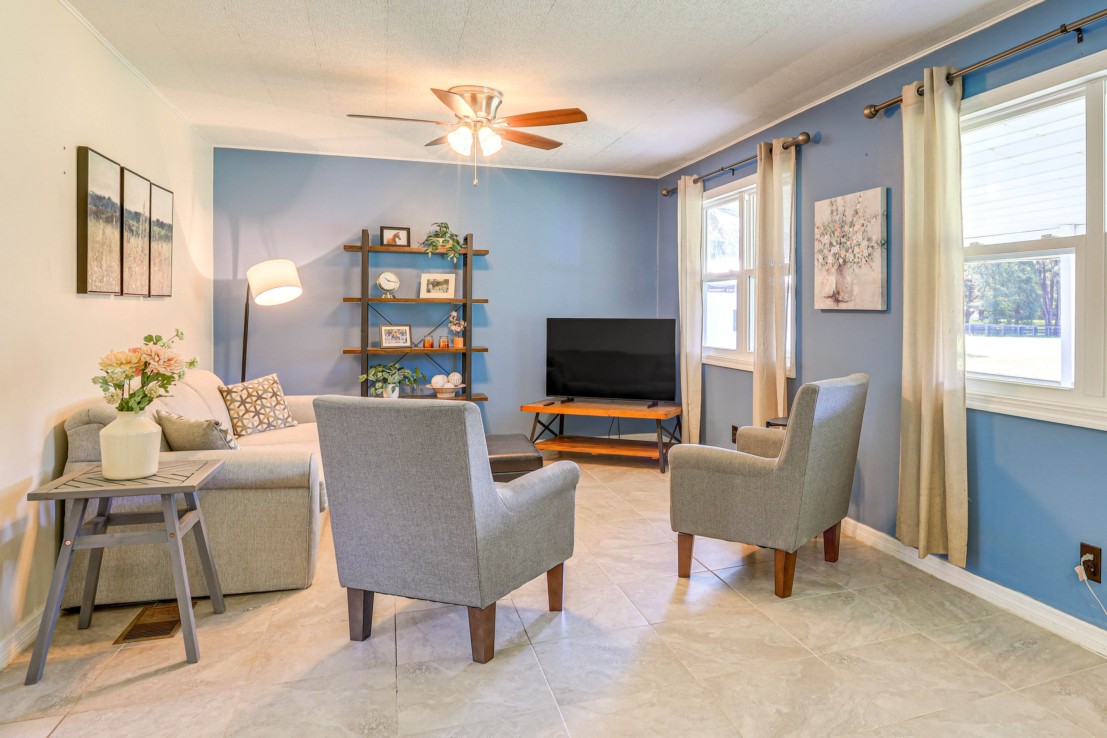 Living Area | Queen Sleeper Sofa | TV