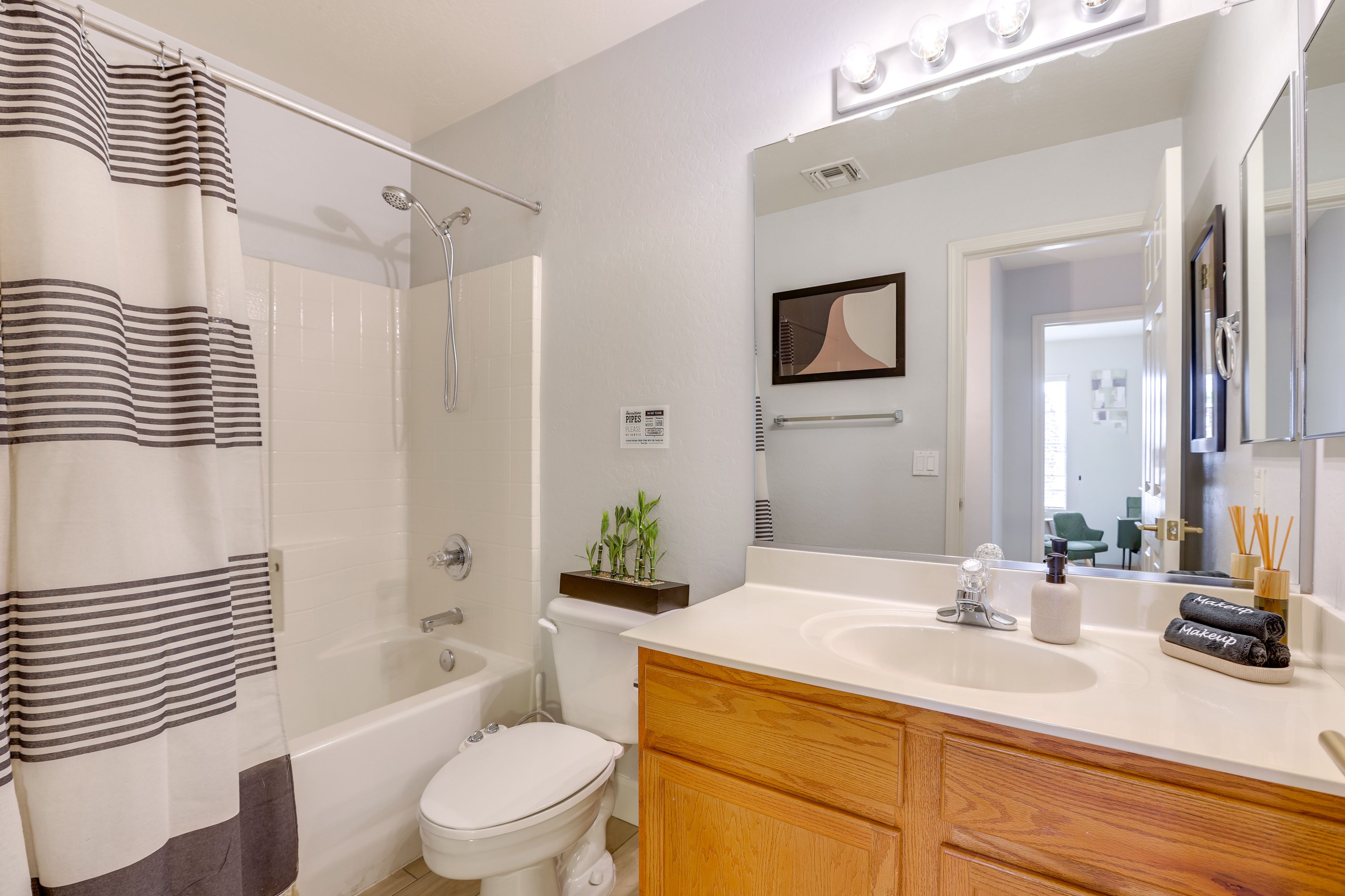 Bathroom | Towels Provided