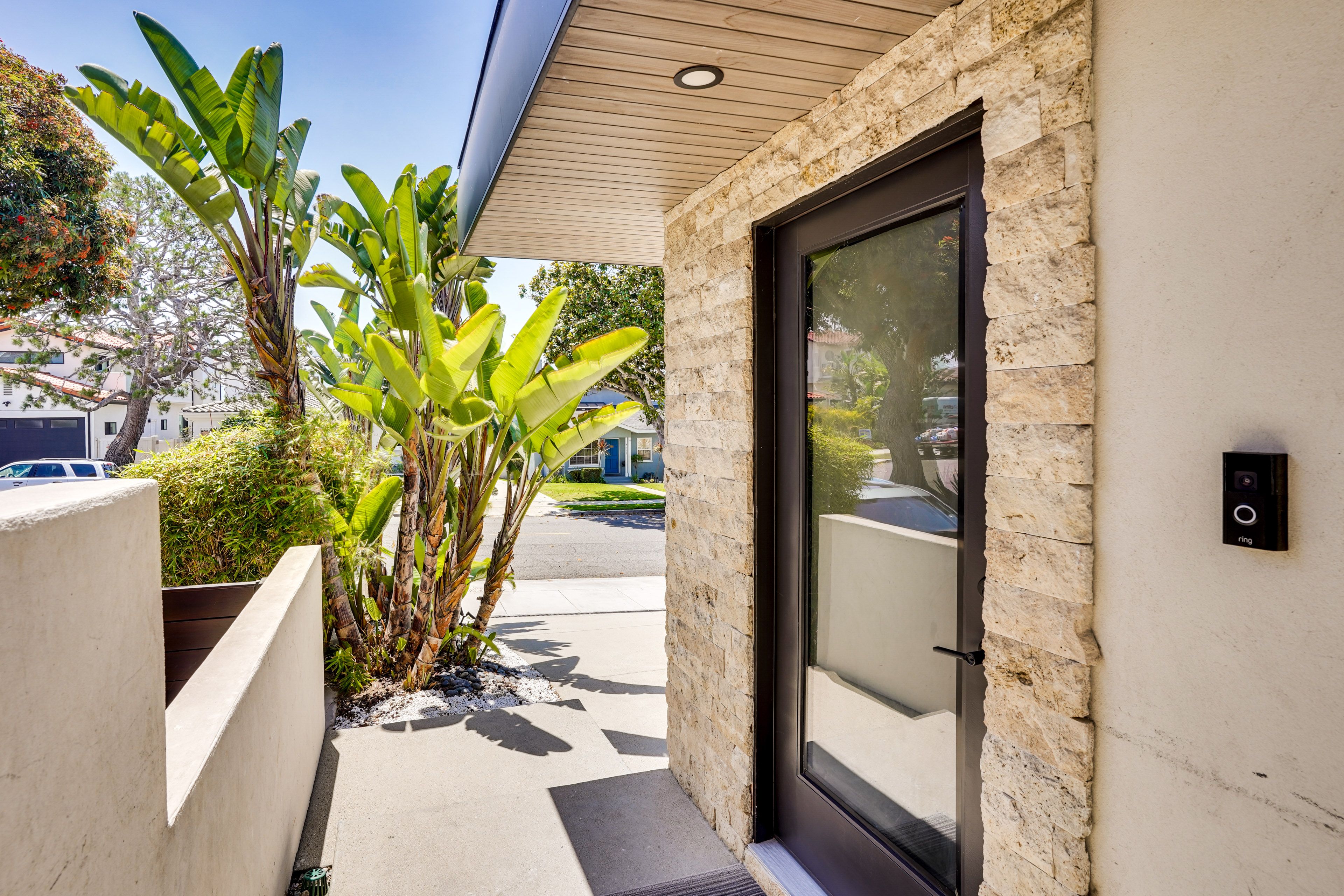 Private Entrance