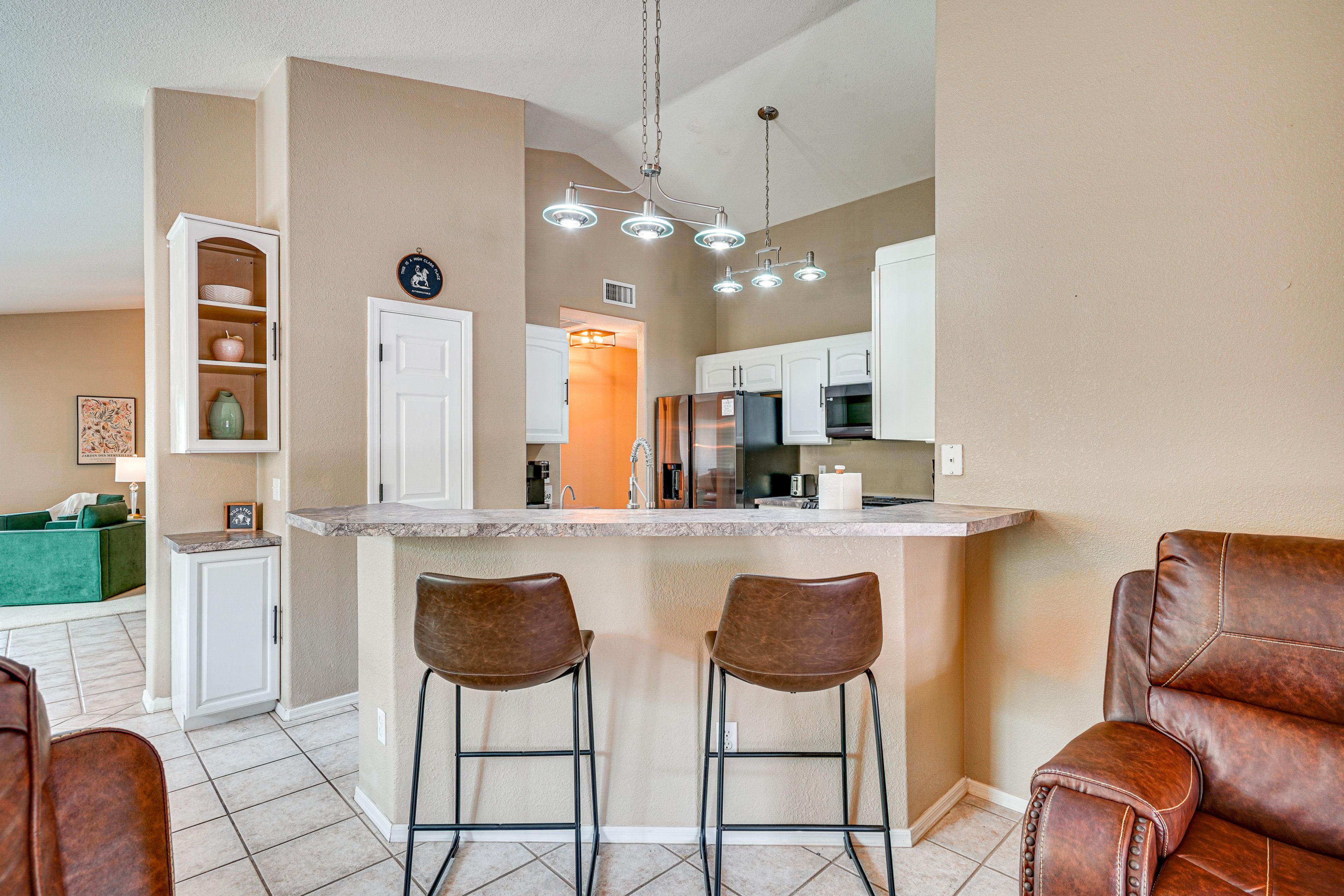 Kitchen | Cooking Basics | Drip & Keurig Coffee Makers (Starter Coffee Provided)
