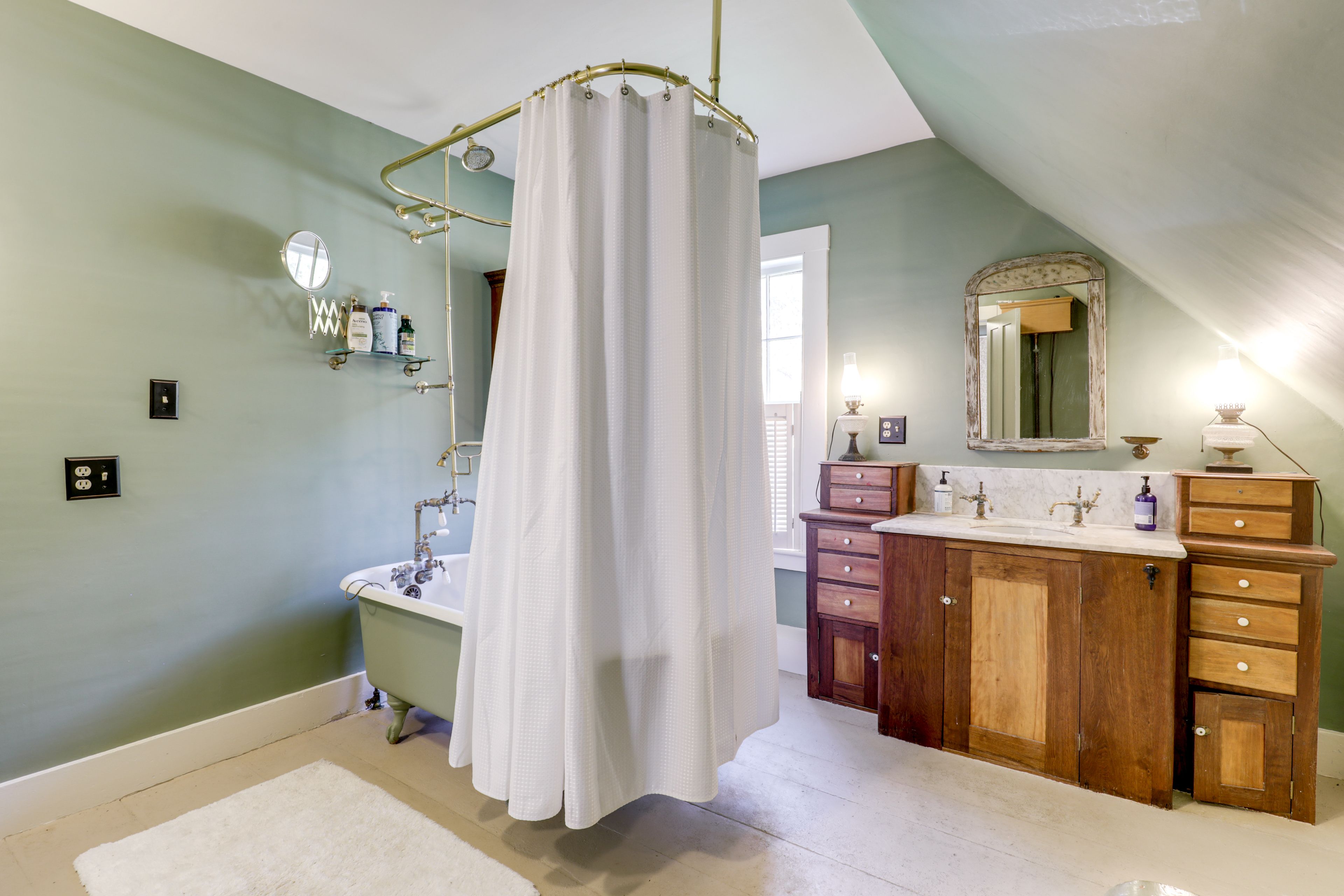 Bathroom | Towels Provided | 2nd Floor