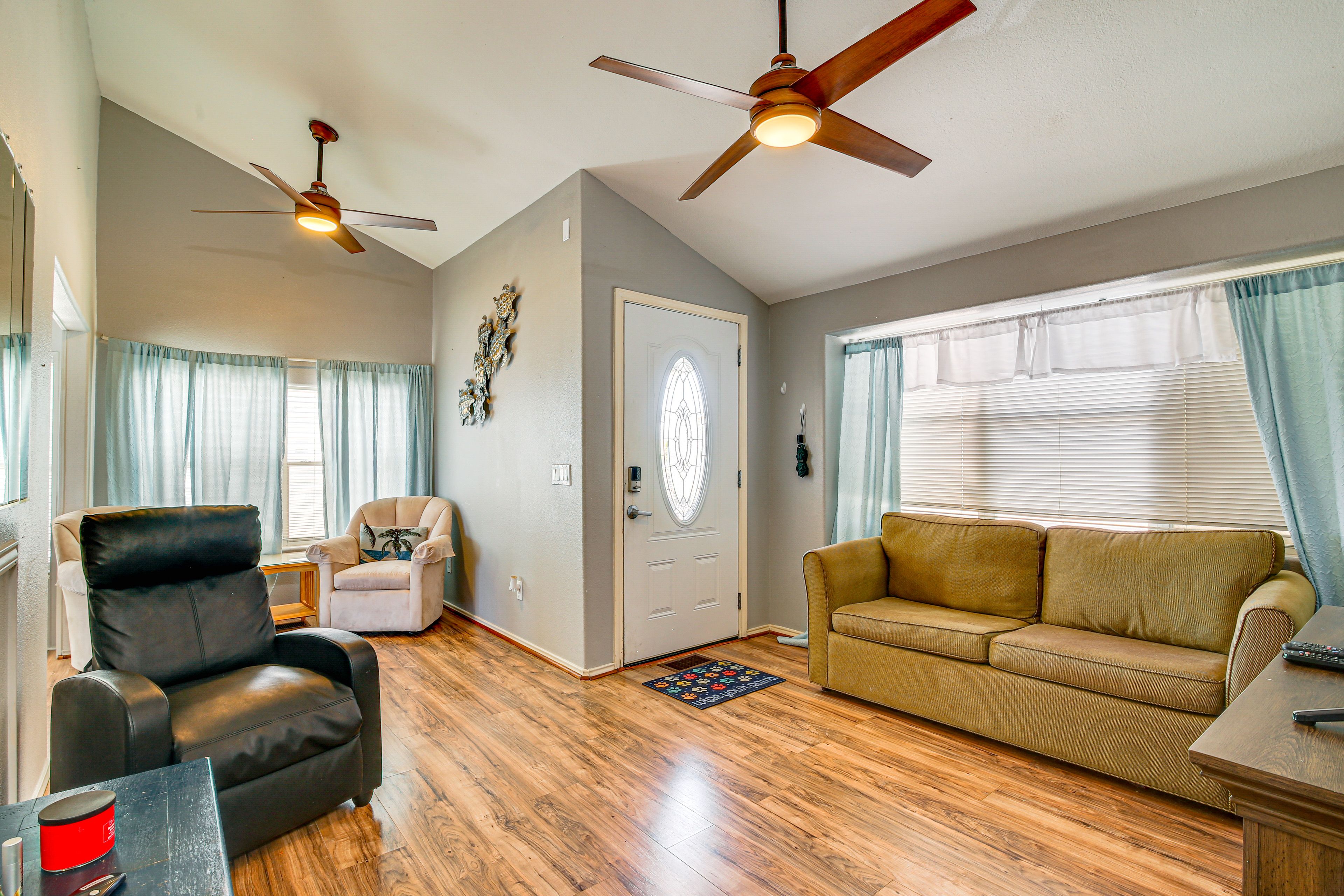 Living Room | Full Sleeper Sofa | Central A/C & Heat