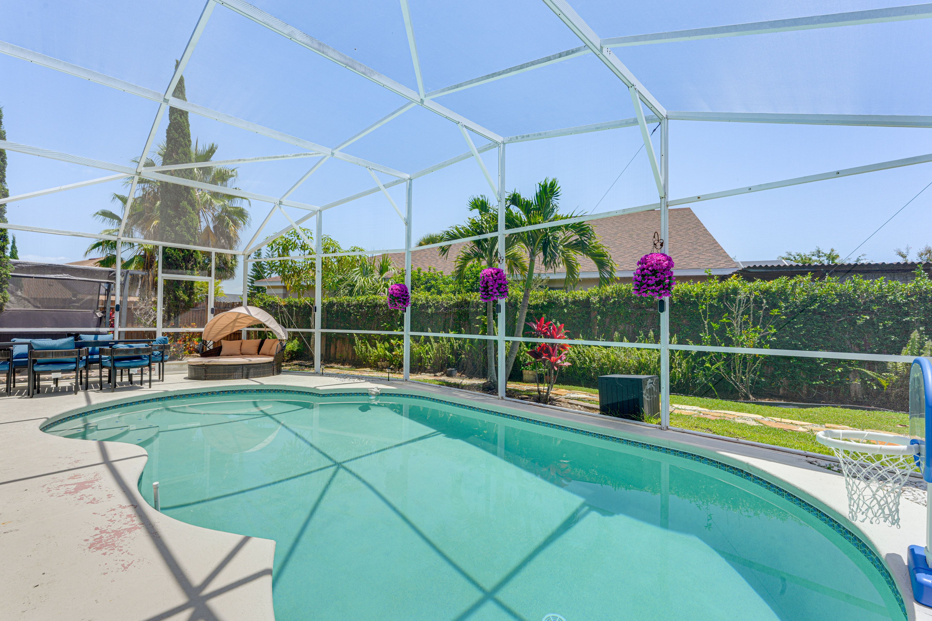 Private Outdoor Pool (Not Heated) | Basketball Hoop | Outdoor Dining Space