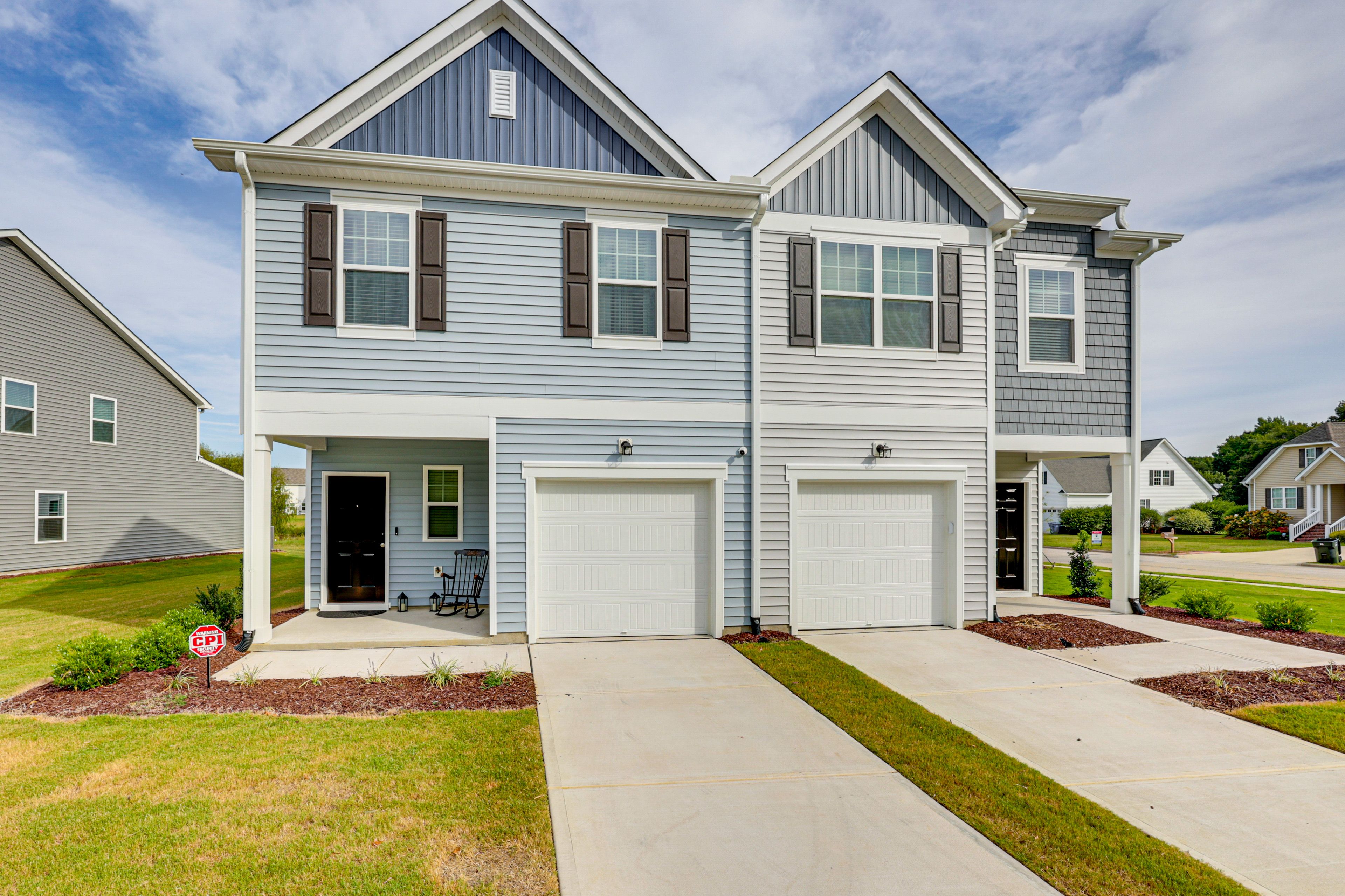 Parking | Driveway (1 Vehicle) | Free Street Parking
