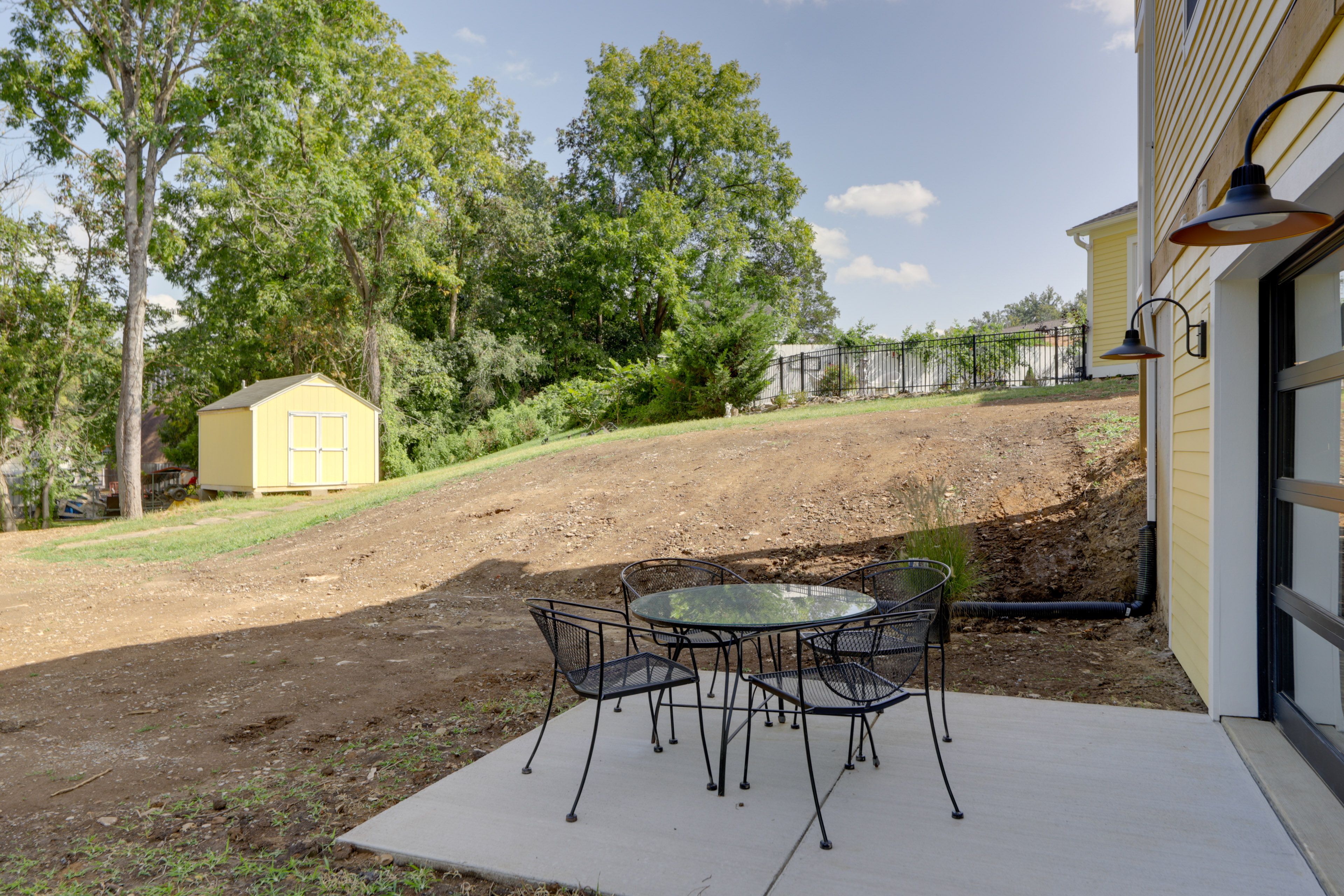 Private Patio | Outdoor Seating