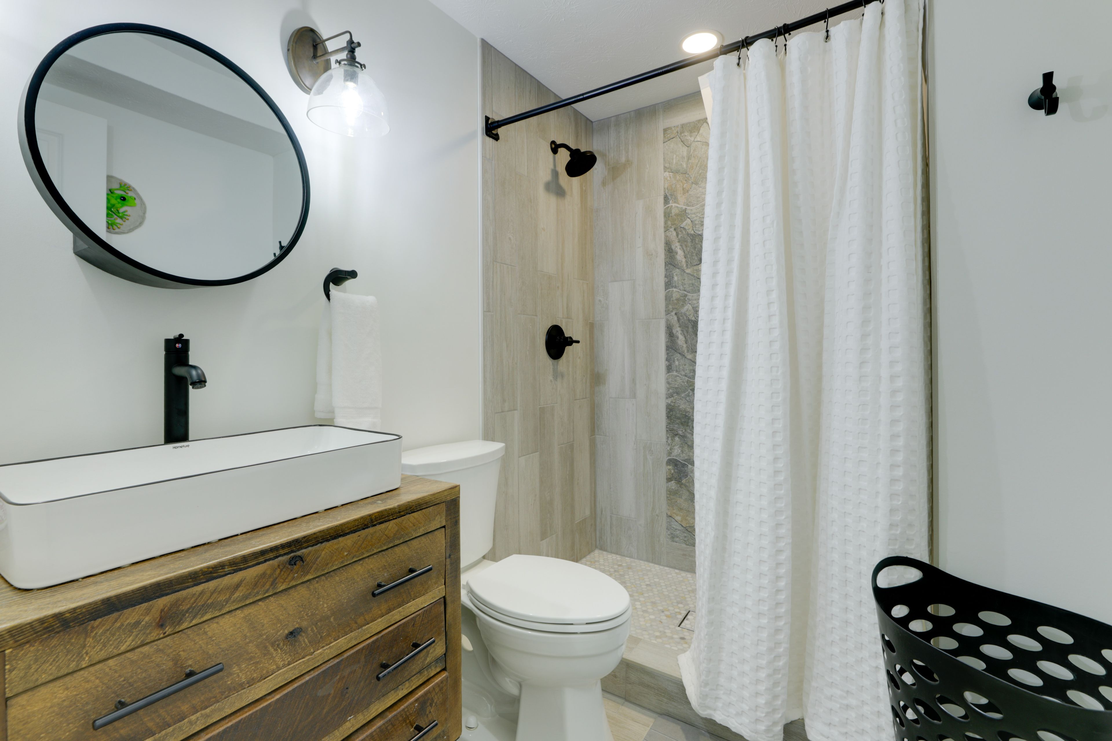 Bathroom | Towels Provided