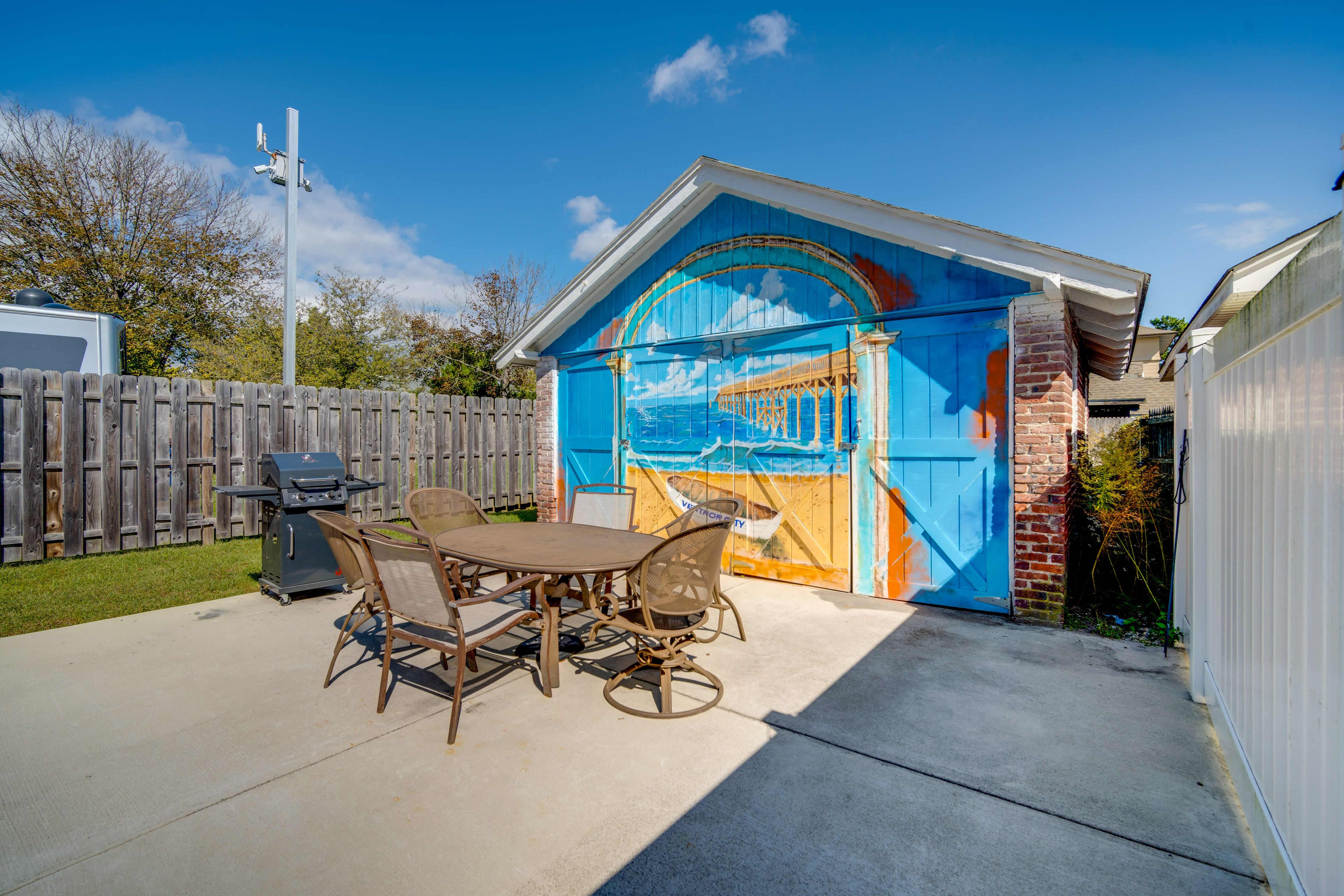 Ventnor Vacation Rental | 3BR | 2BA | Steps Required | 1,326 Sq Ft