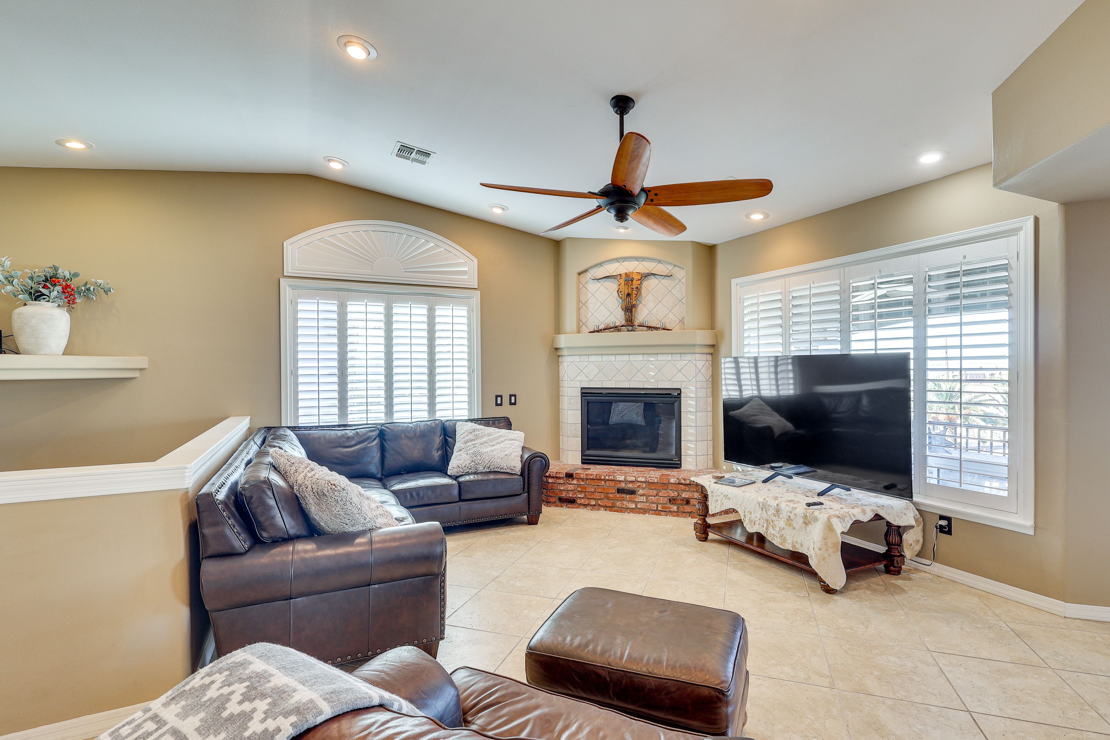 Living Room | Smart TV | Main Level