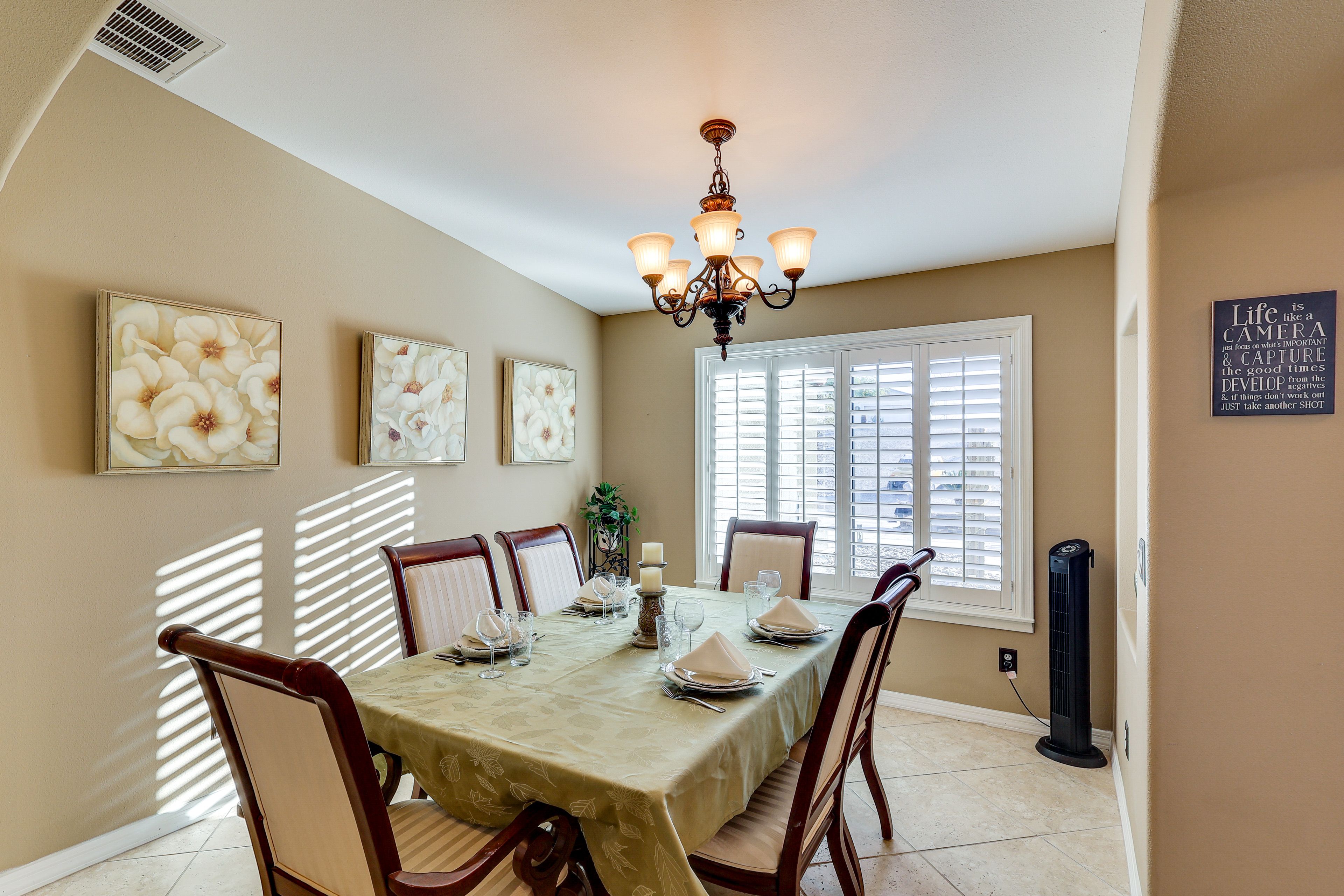 Dining Room | Dishware/Flatware Provided | Main Level
