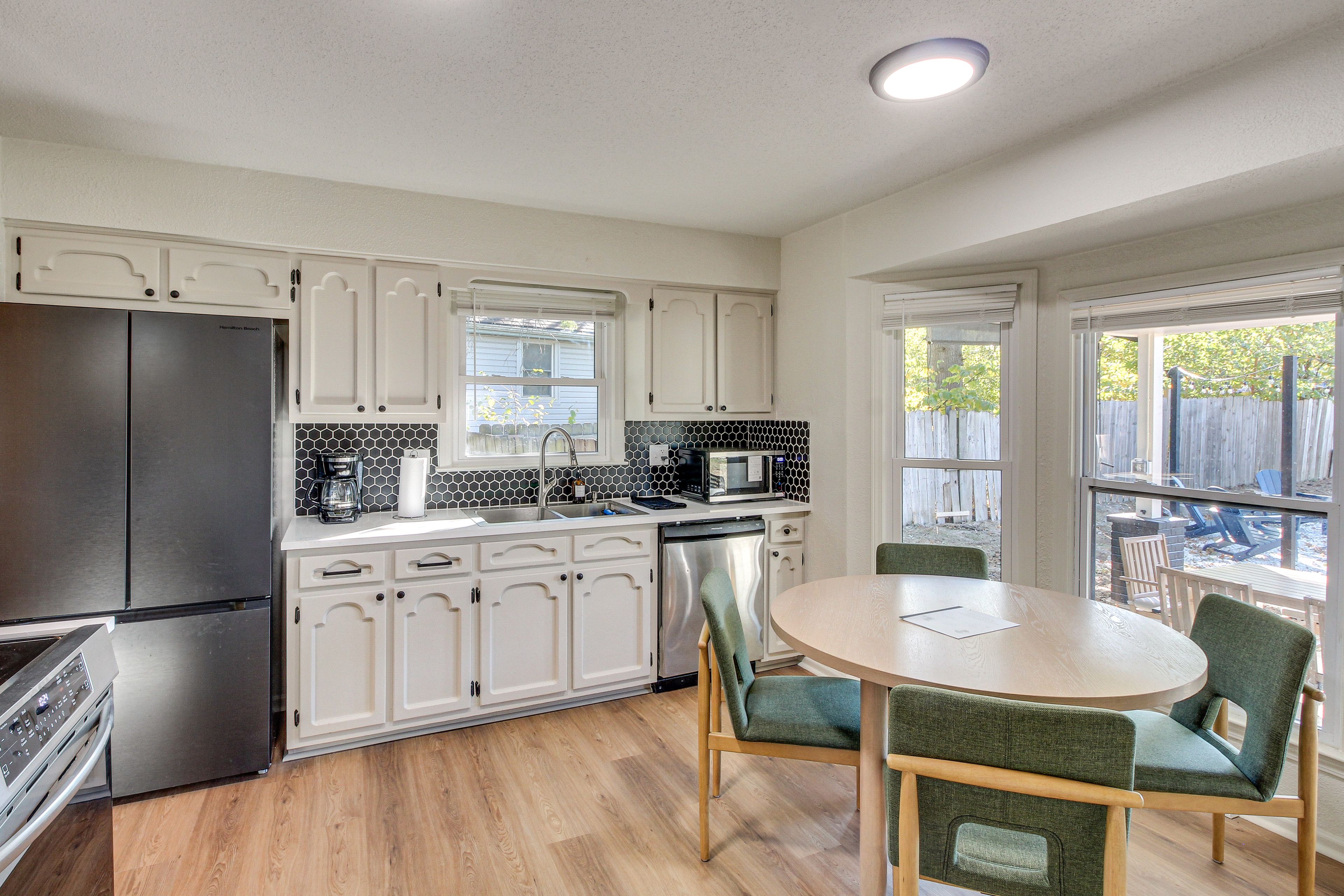 Kitchen | Blender | Toaster | Spices | Main Floor