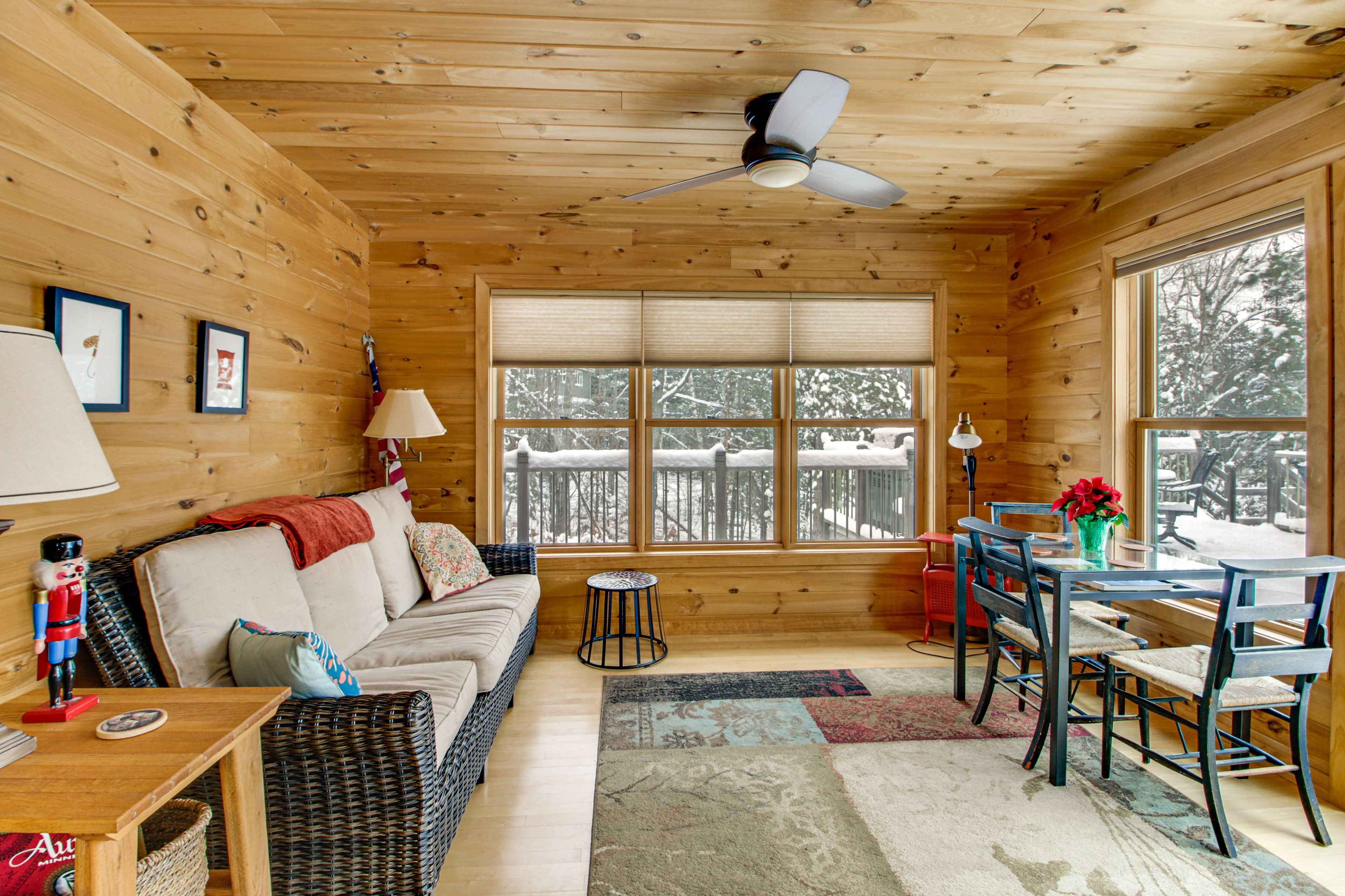 Seating Area | 1st Floor | Central Heating | Free WiFi